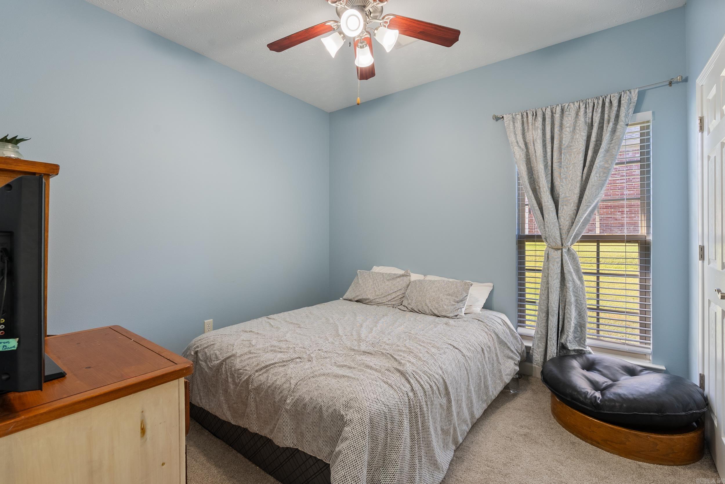 102 Creek Valley Lane Maumelle, AR 72113