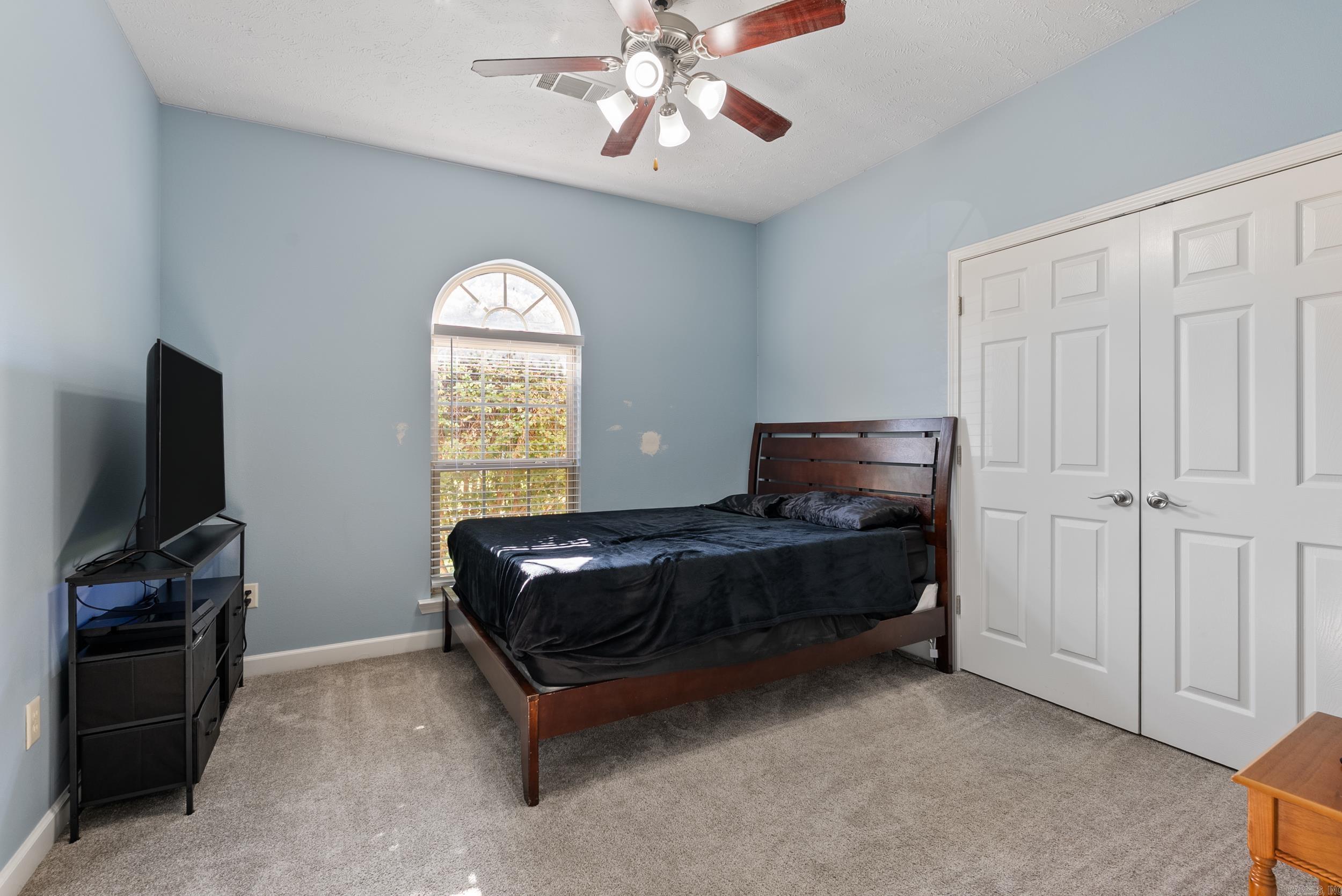 102 Creek Valley Lane Maumelle, AR 72113