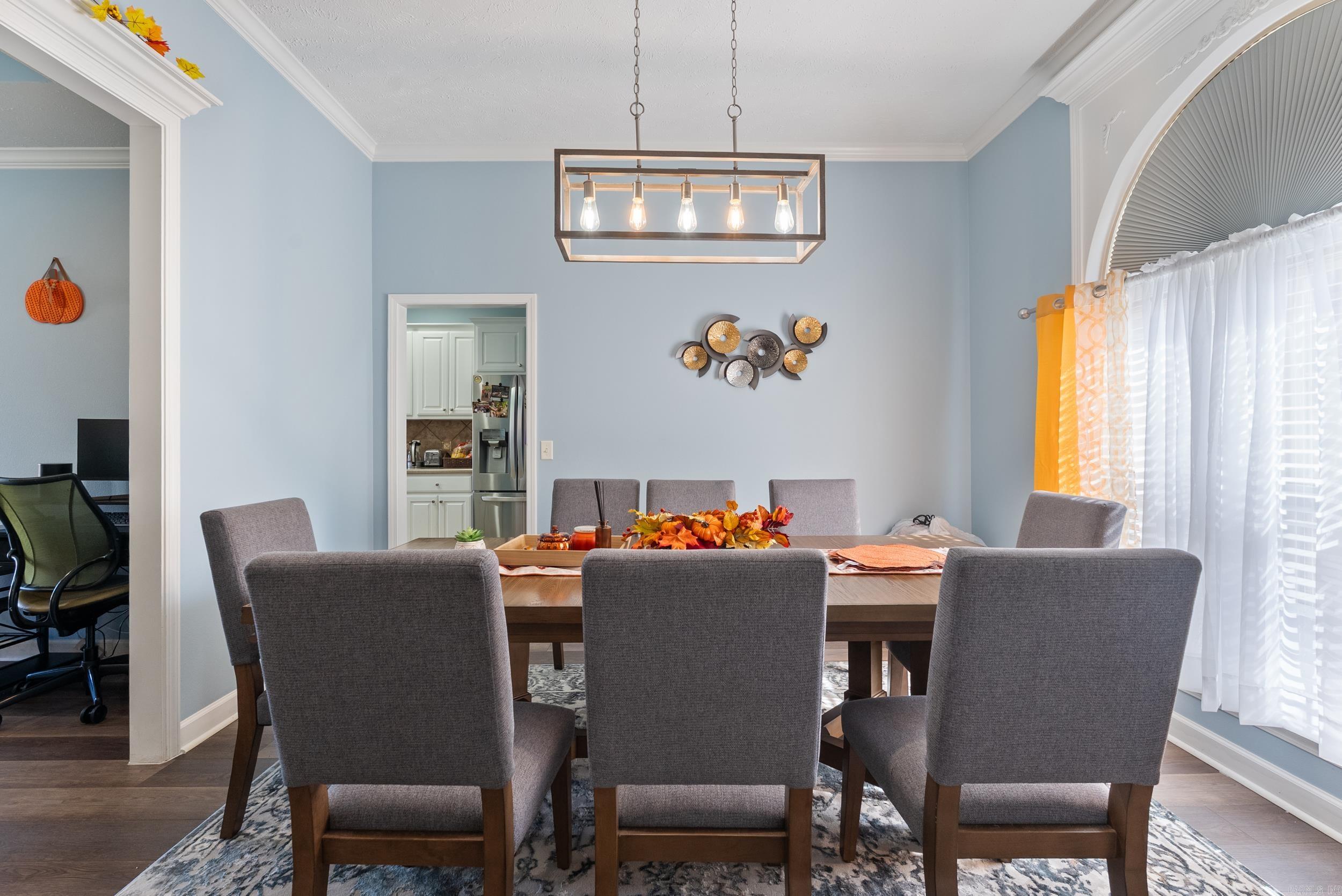 102 Creek Valley Lane Maumelle, AR 72113