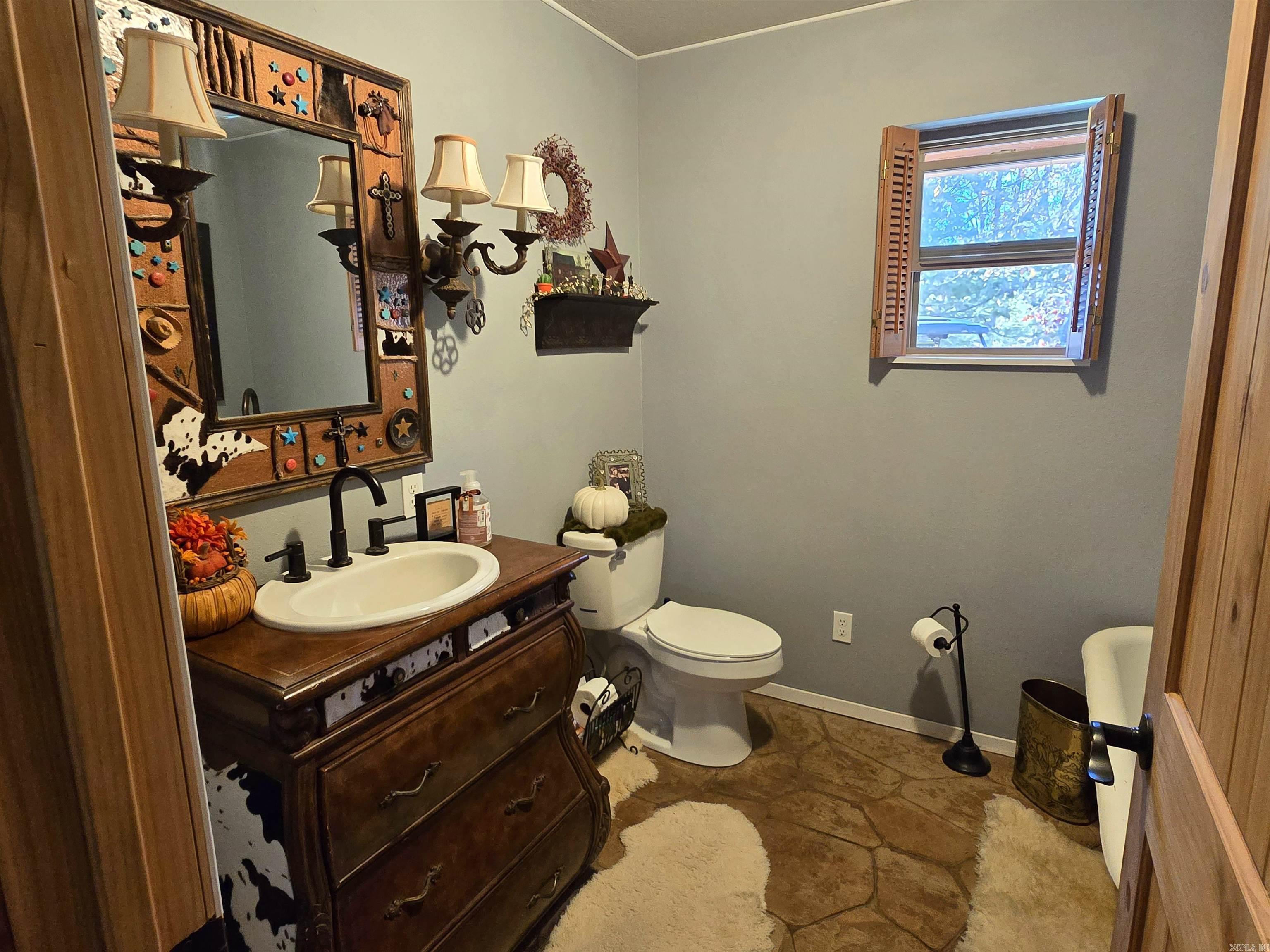 768 CR 153 Elizabeth, AR 72531