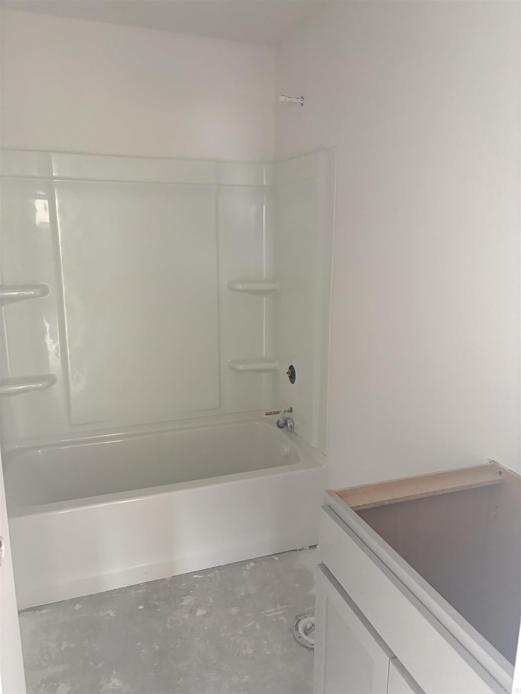 24 Hearthstone Trail Vilonia, AR 72173