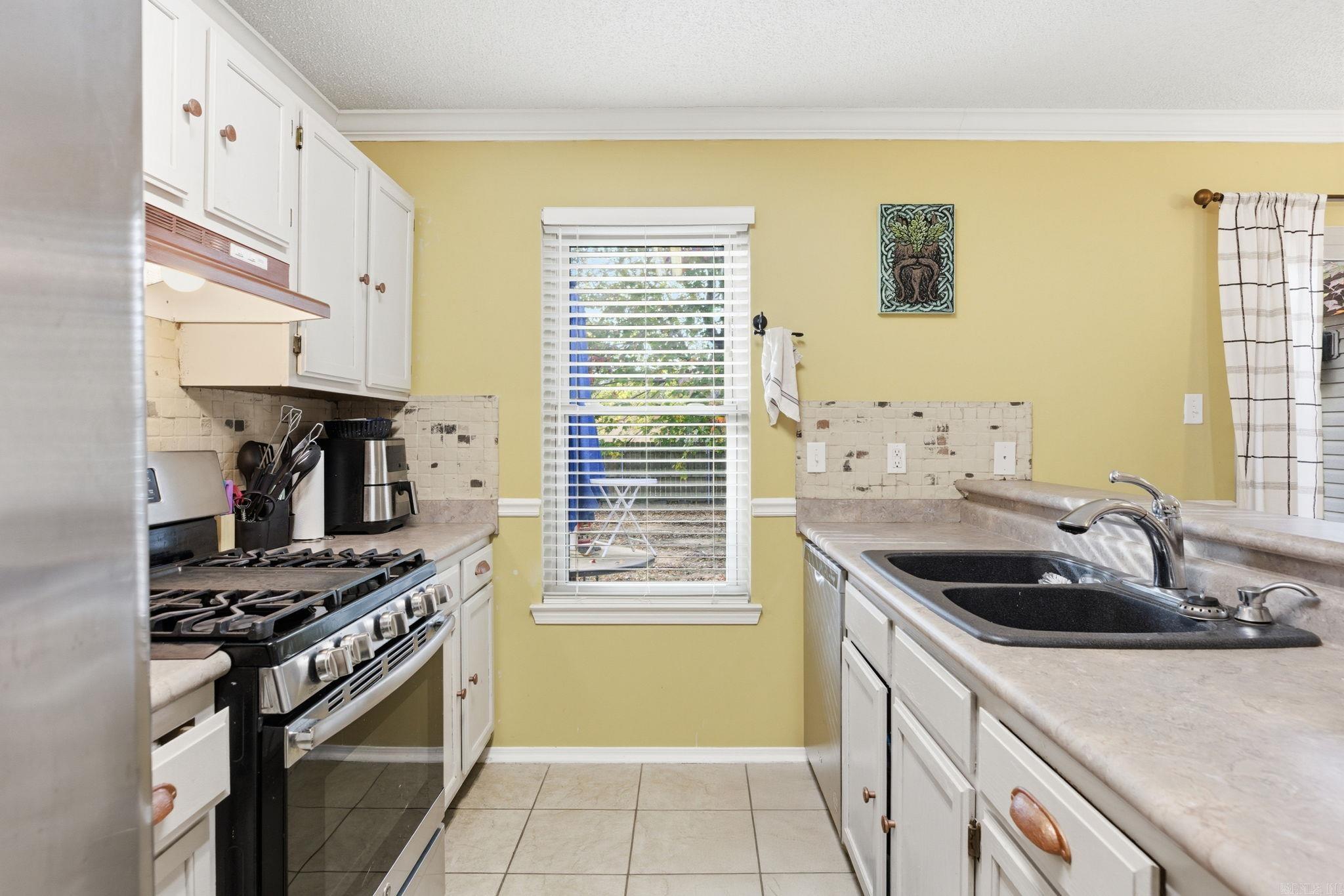 706 Bryant Meadows  Bryant, AR