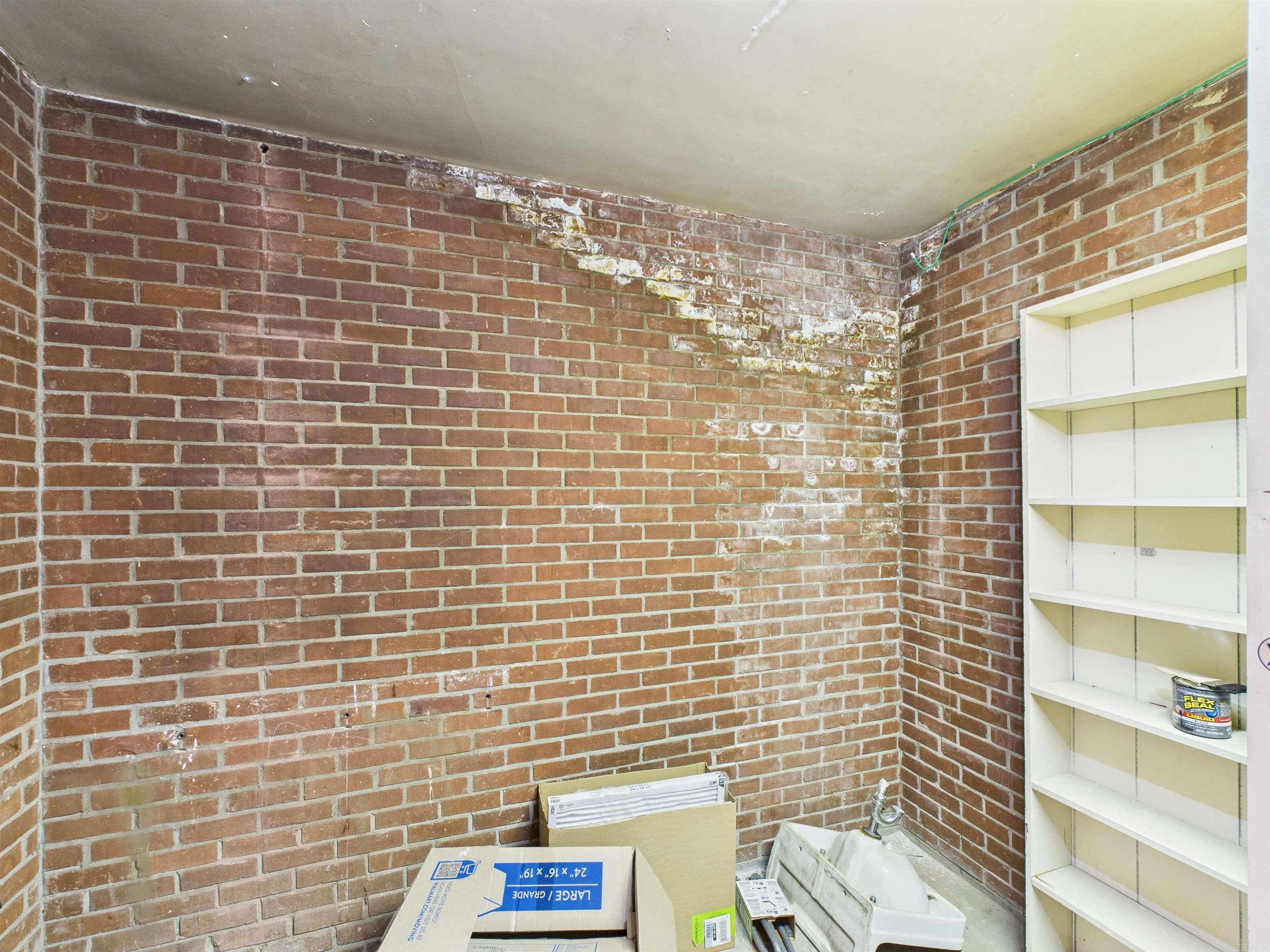 201 N Main  Harrison, AR