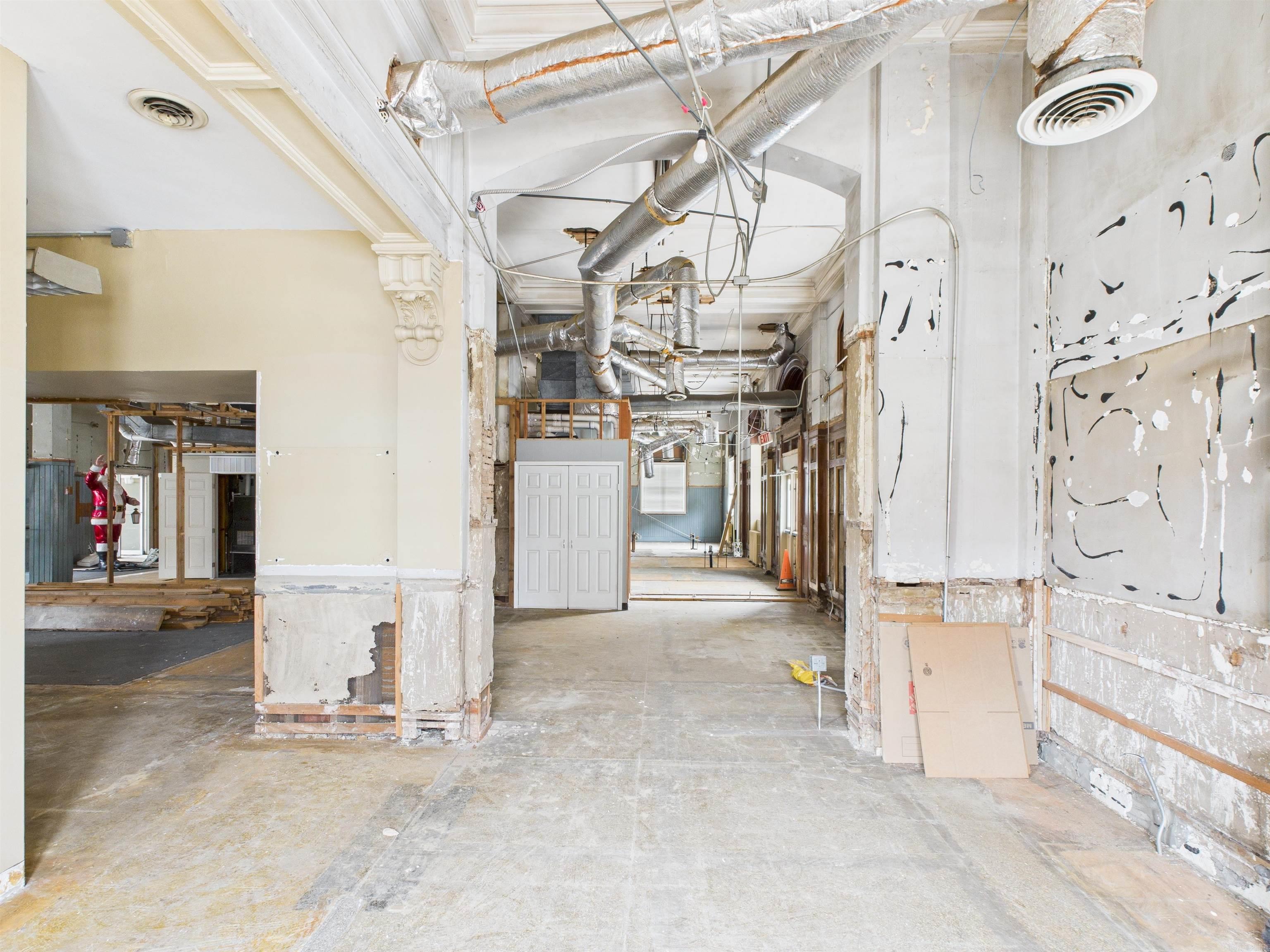 201 N Main  Harrison, AR