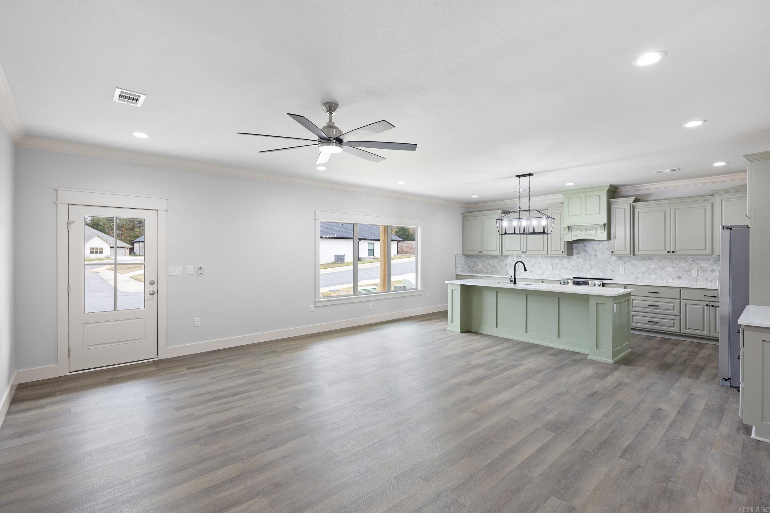 107 Harbor  Russellville, AR