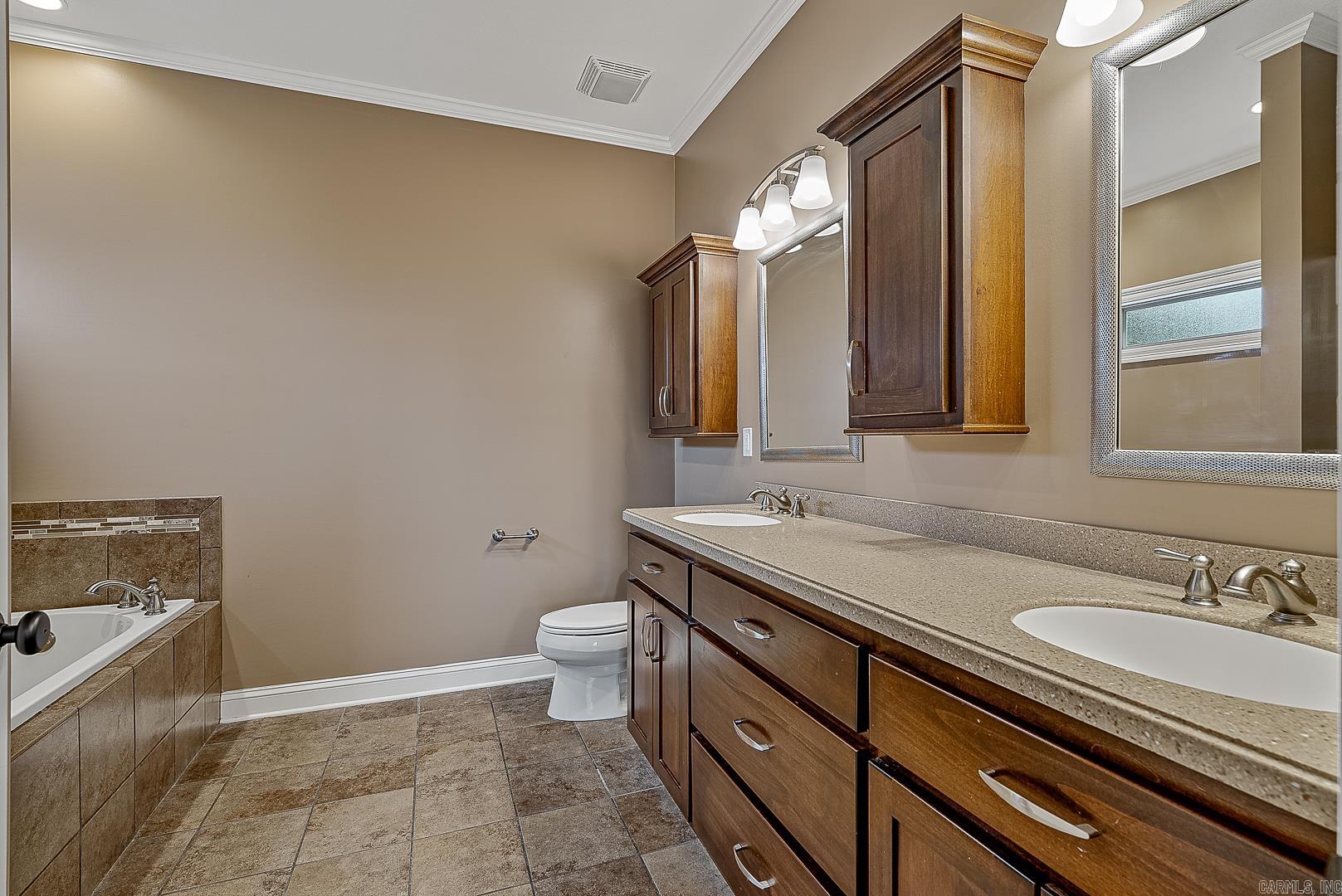 4405 Glen Echo Drive Paragould, AR 72450