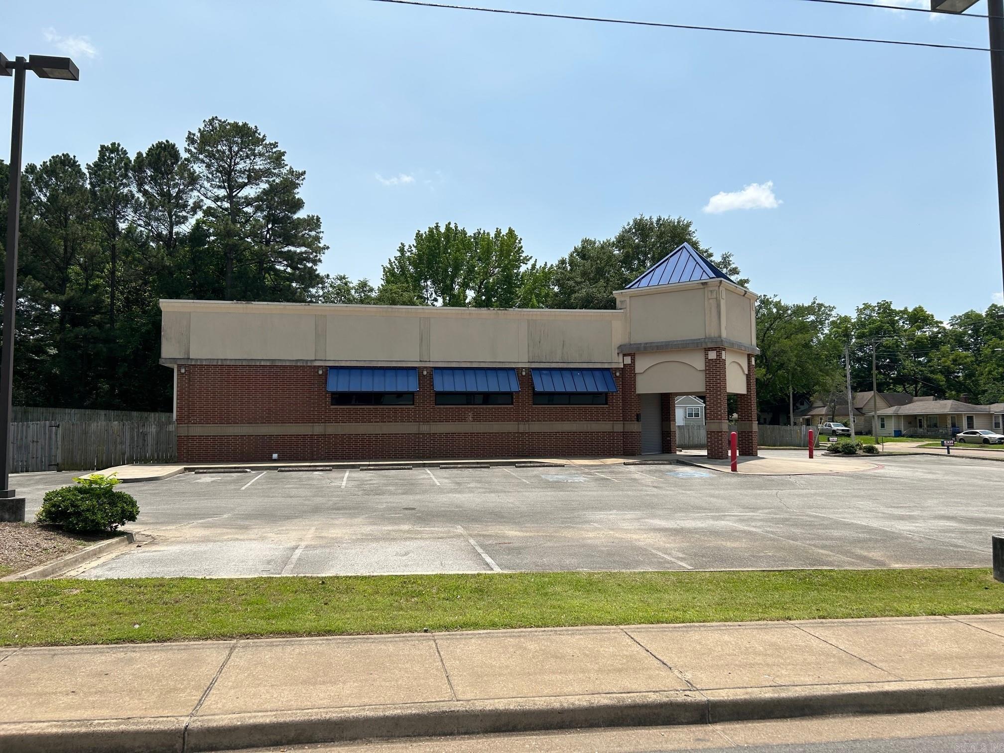 533 W Nettleton  Jonesboro, AR