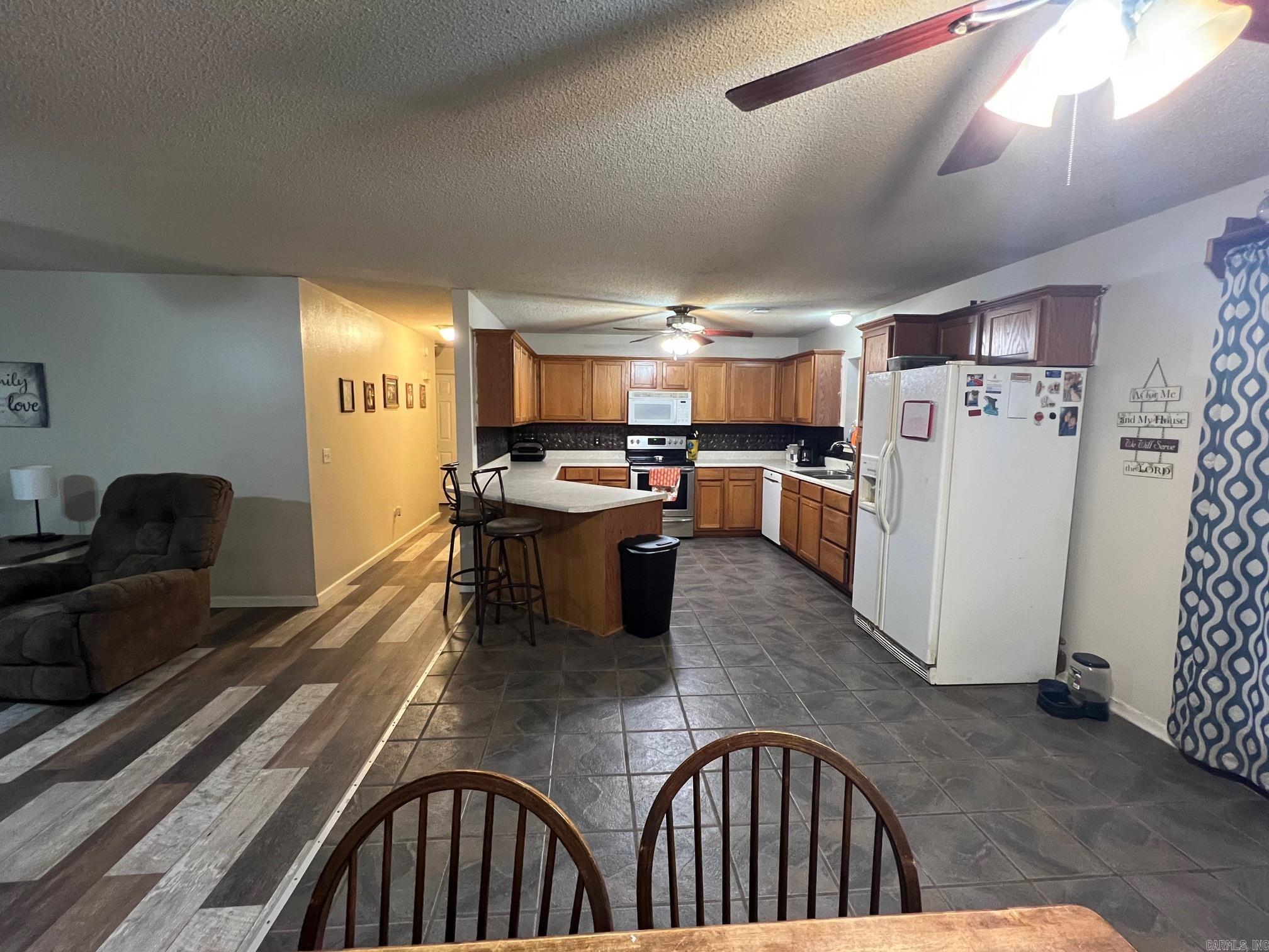 34 Springfield Rd Springfield, AR 72157