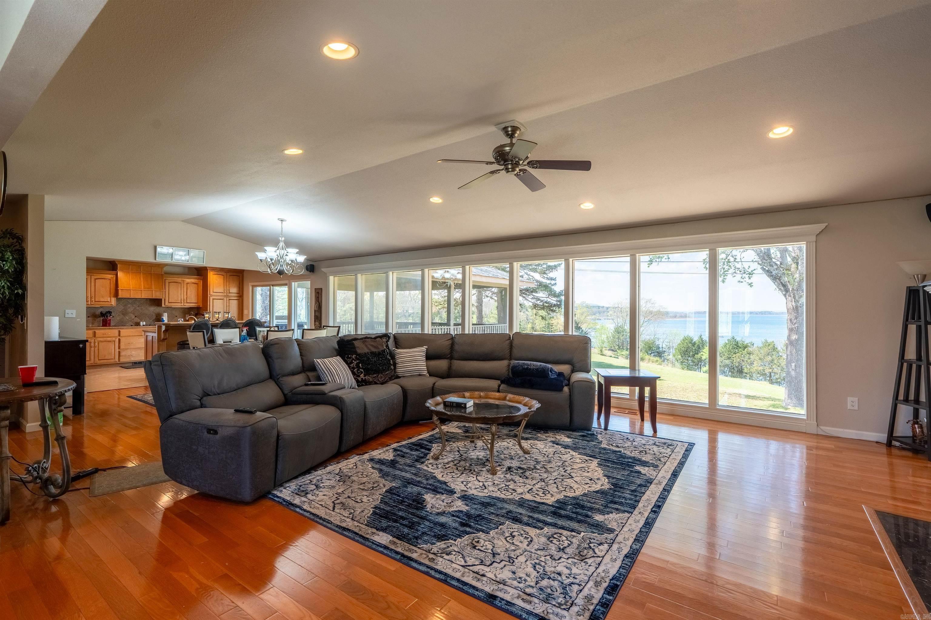 960 Anderson Circle Heber Springs, AR 72543