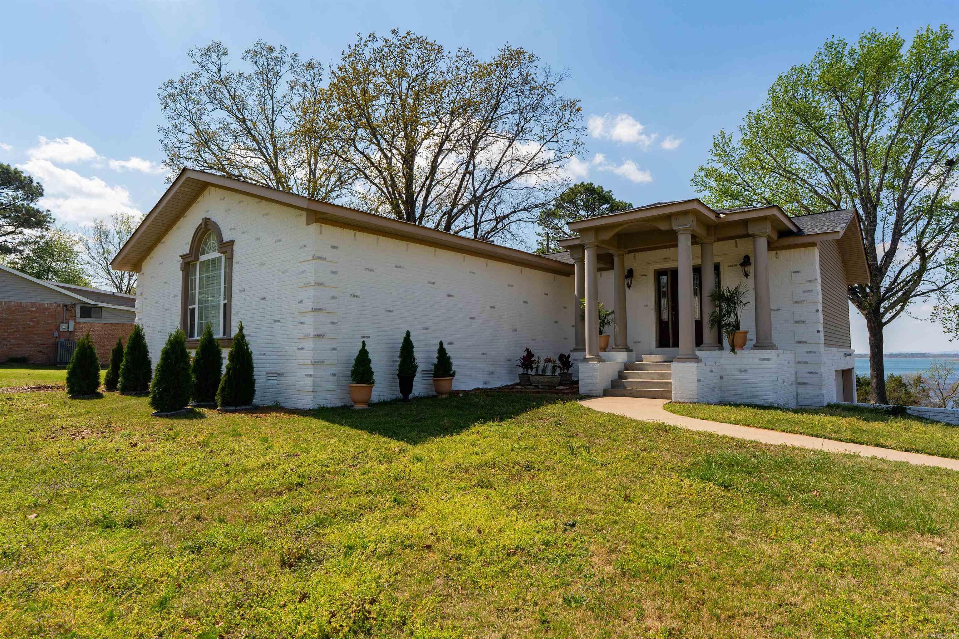 960 Anderson Circle Heber Springs, AR 72543