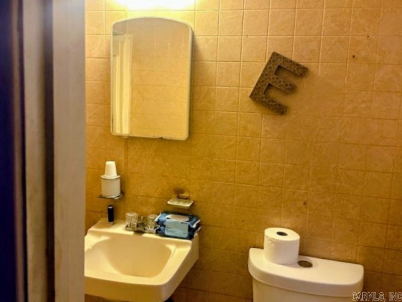 324 Elaine Ave.  Camden, AR