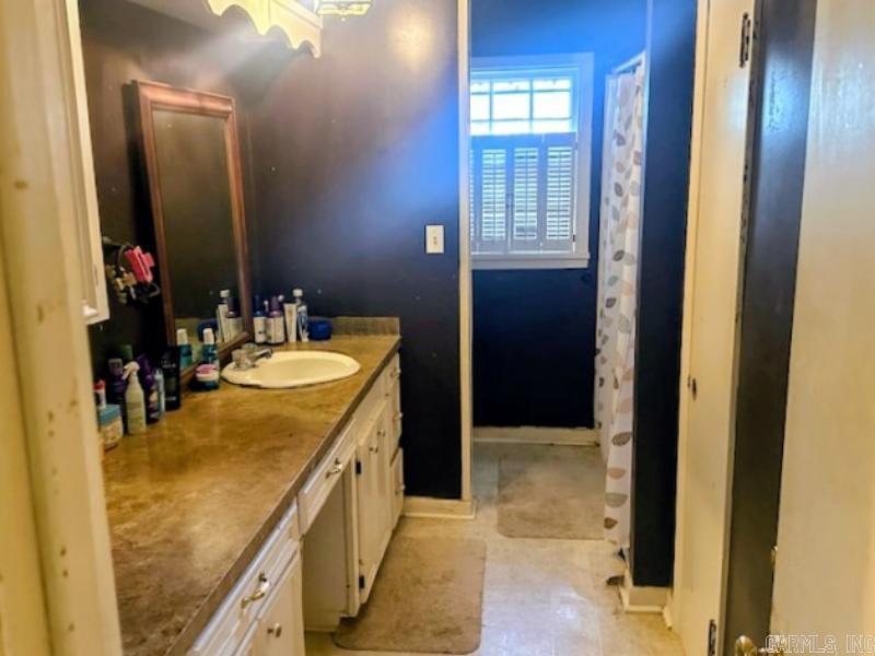 324 Elaine Ave.  Camden, AR