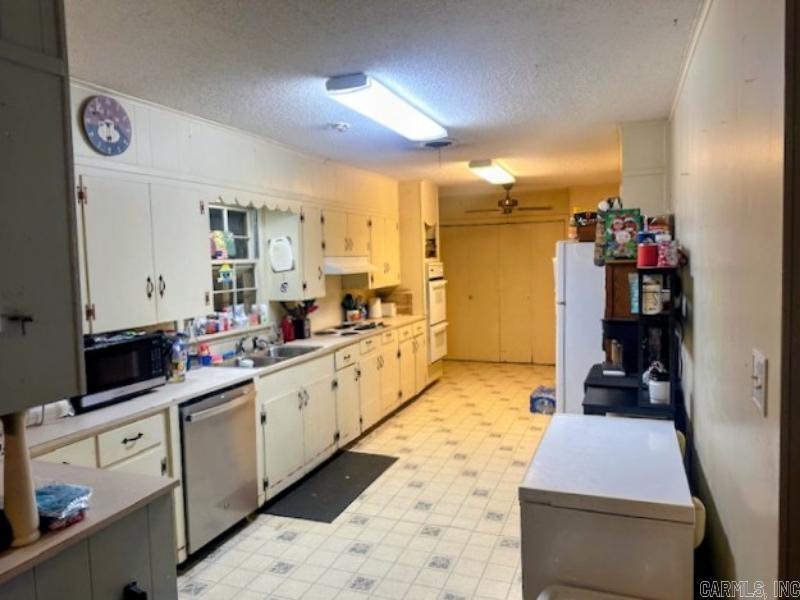 324 Elaine Ave.  Camden, AR