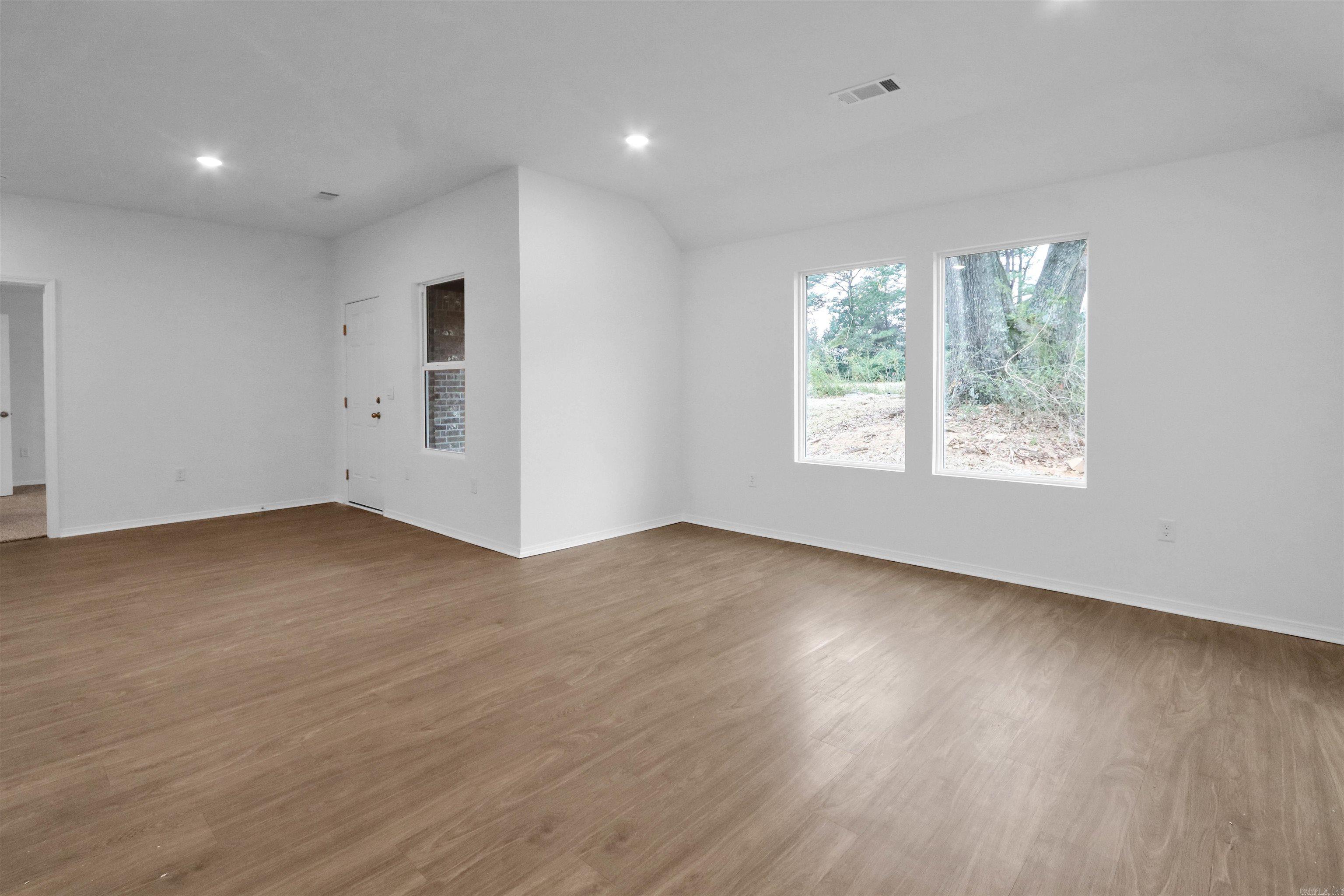 1604 Ridgefield Circle Searcy, AR 72143