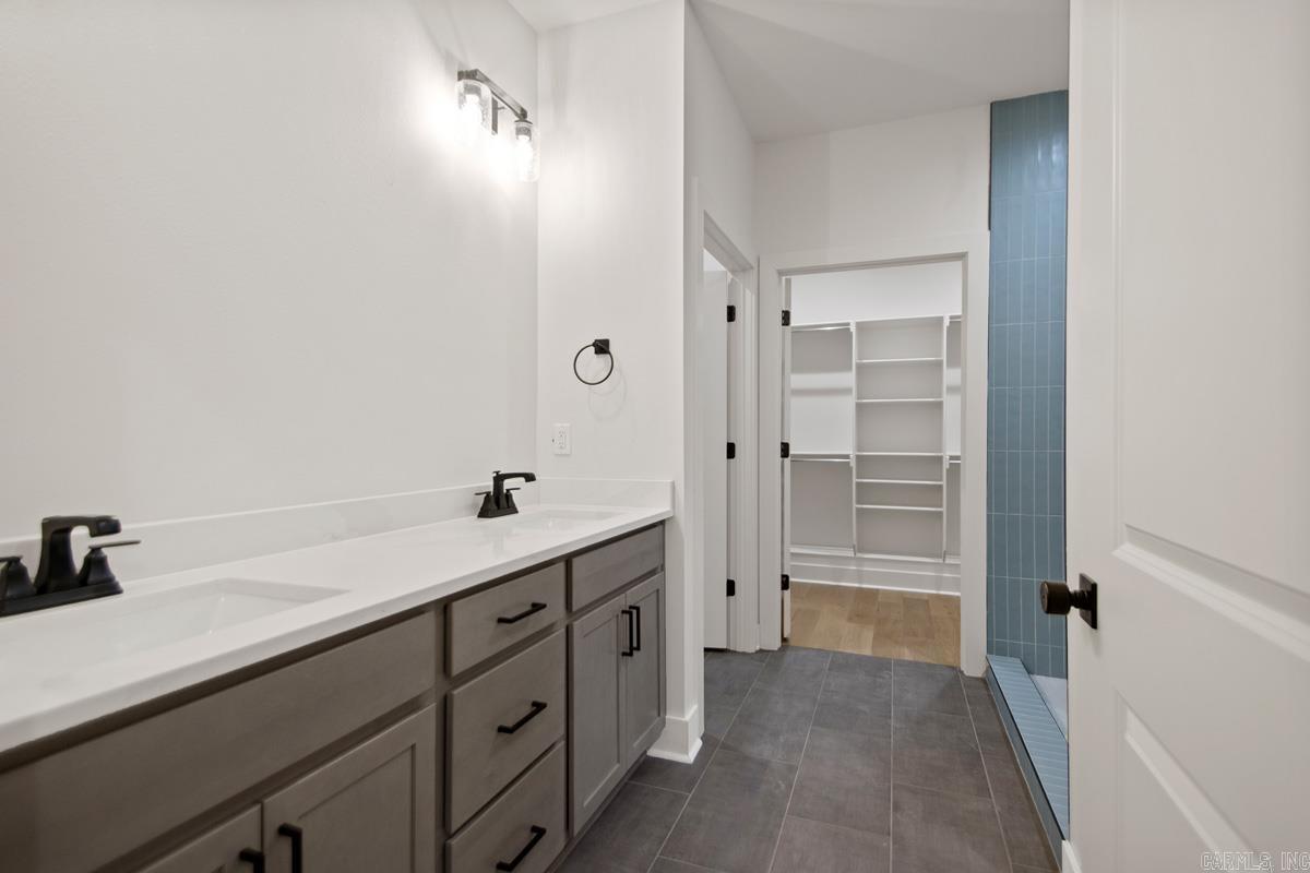 3 Promesa Lane Hot Springs Village, AR 71909