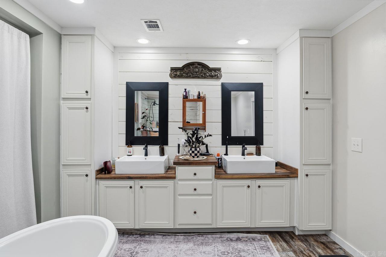 152 Mitchell  Sherwood, AR