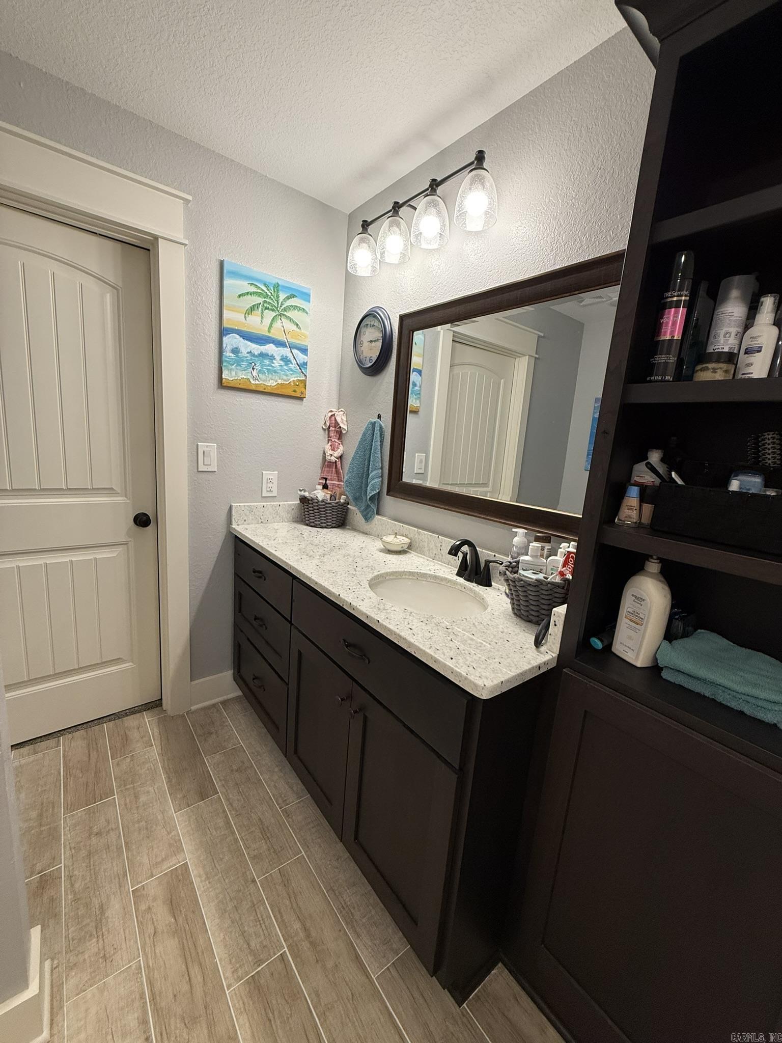 135 Redwood Bono, AR 72416