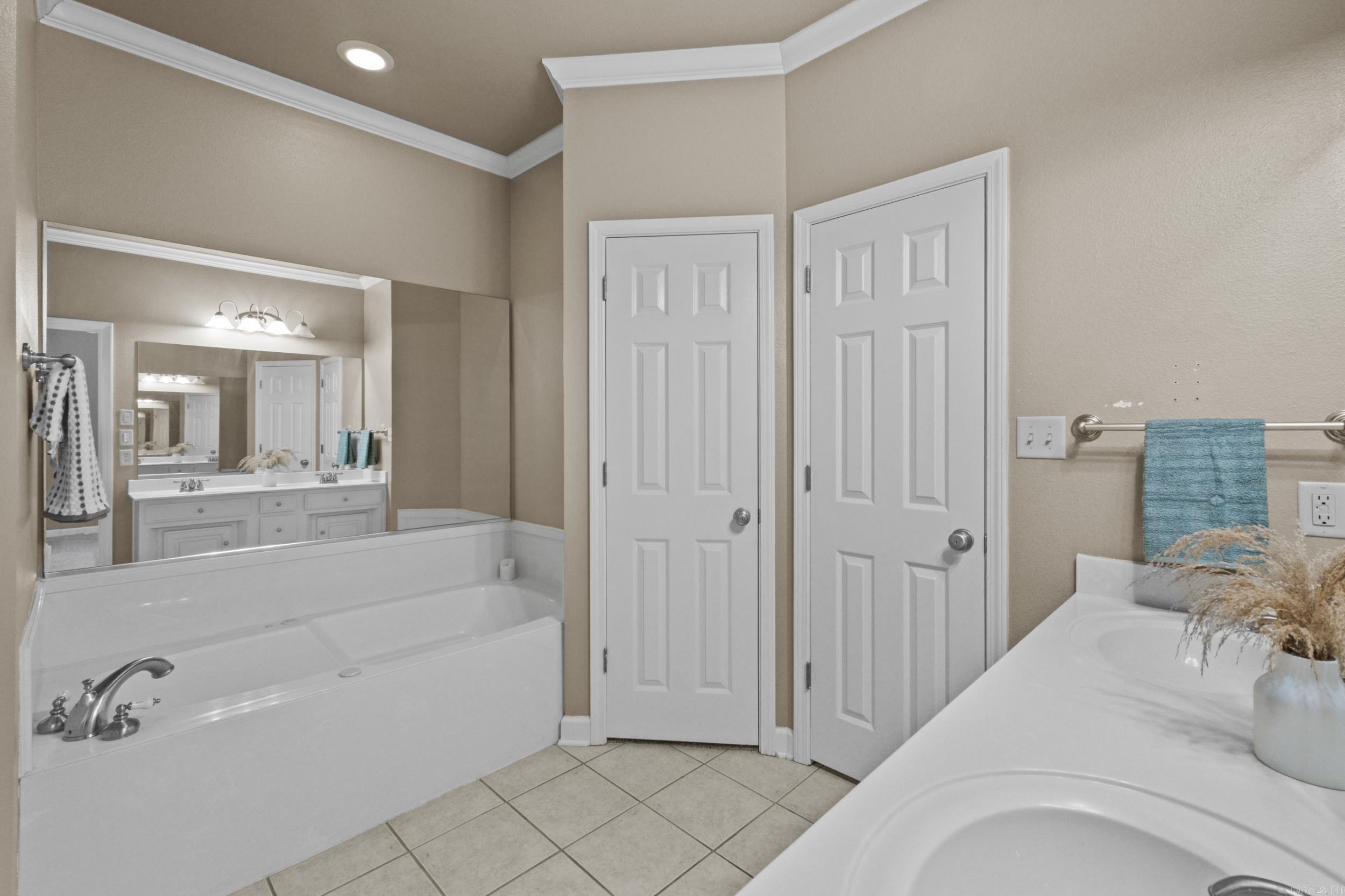 3509 S Ridge Dr Jacksonville, AR 72076