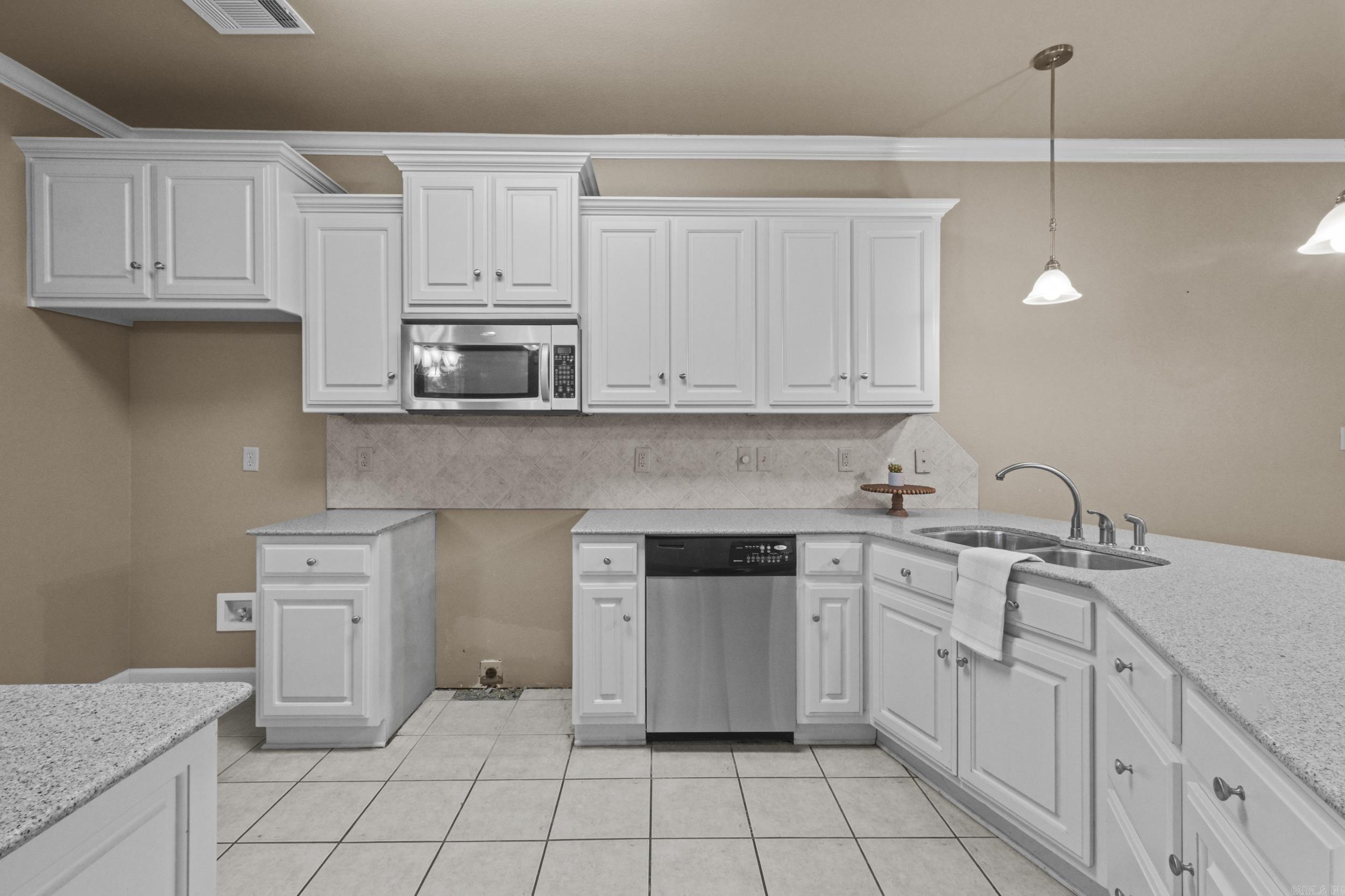 3509 S Ridge Dr Jacksonville, AR 72076