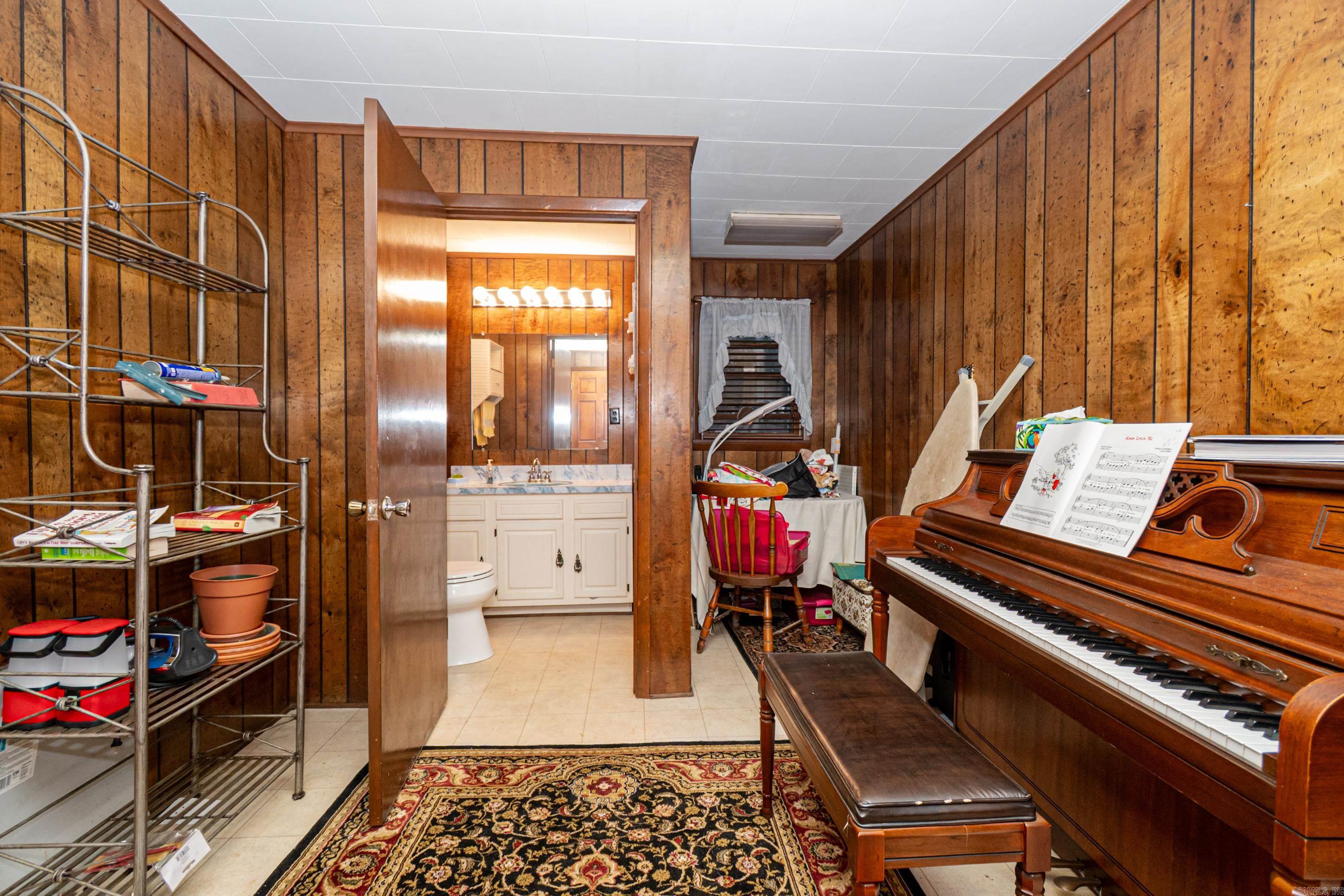 600 S Plum  Junction City, LA