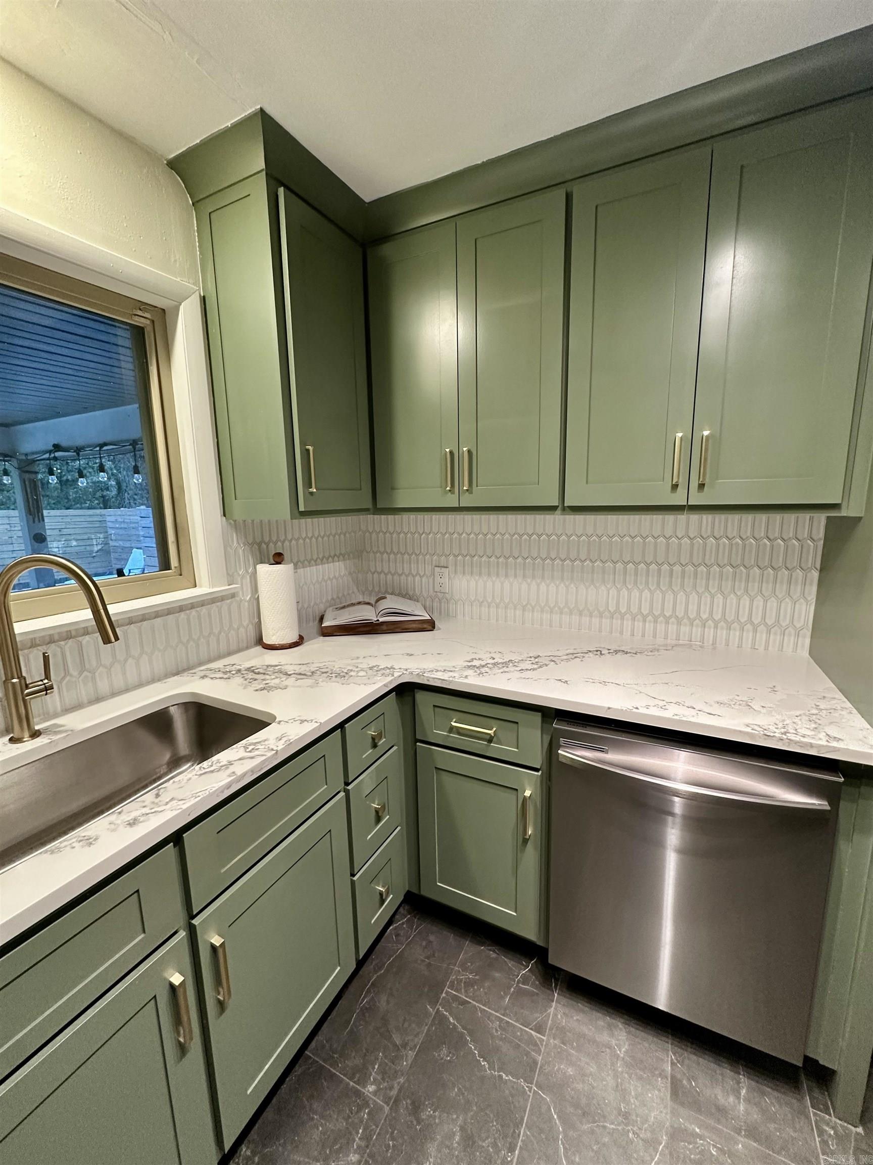 7303 Briarwood Drive Little Rock, AR 72205