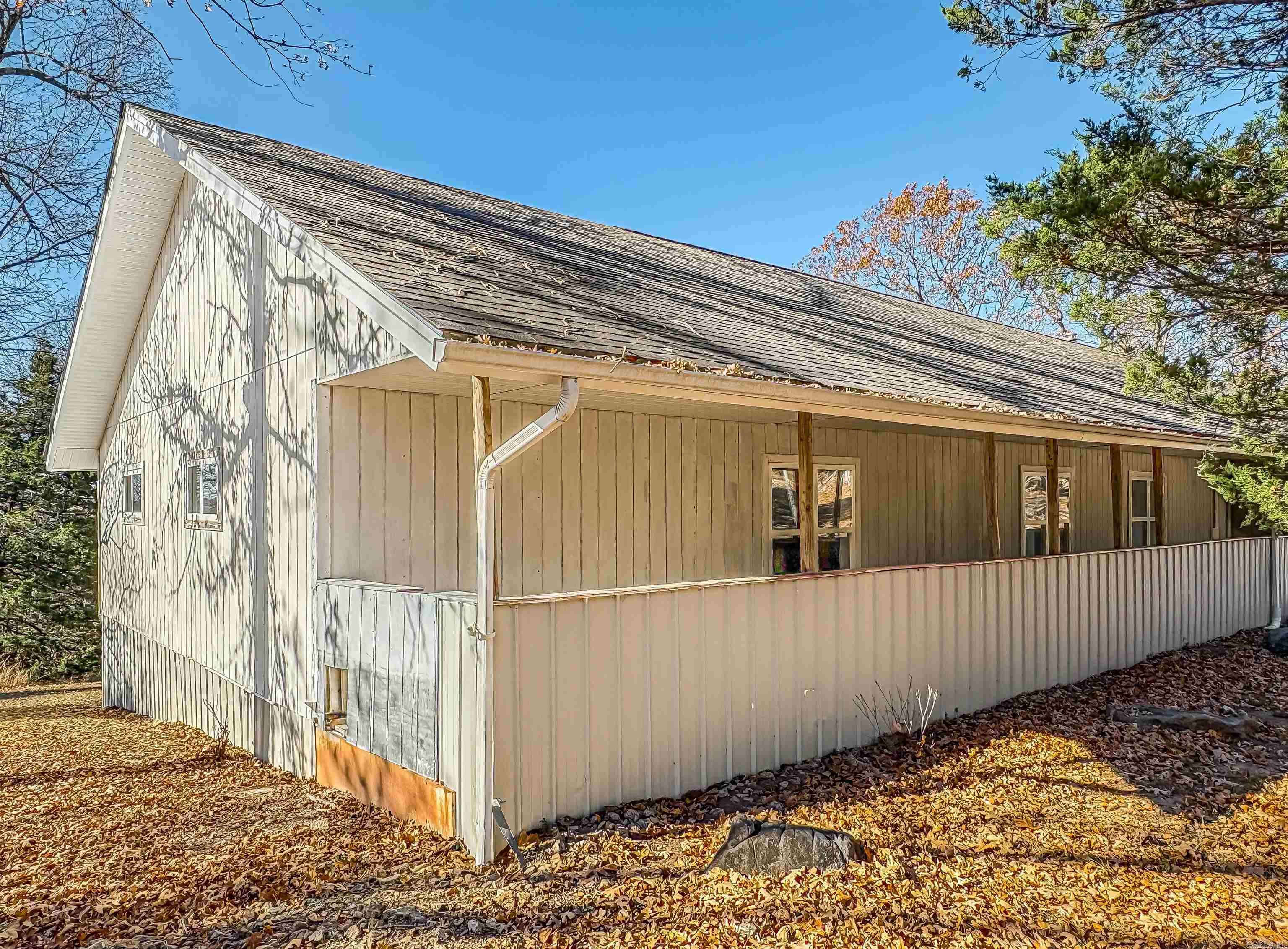 941 MC 5025 Valley Springs, AR 72682