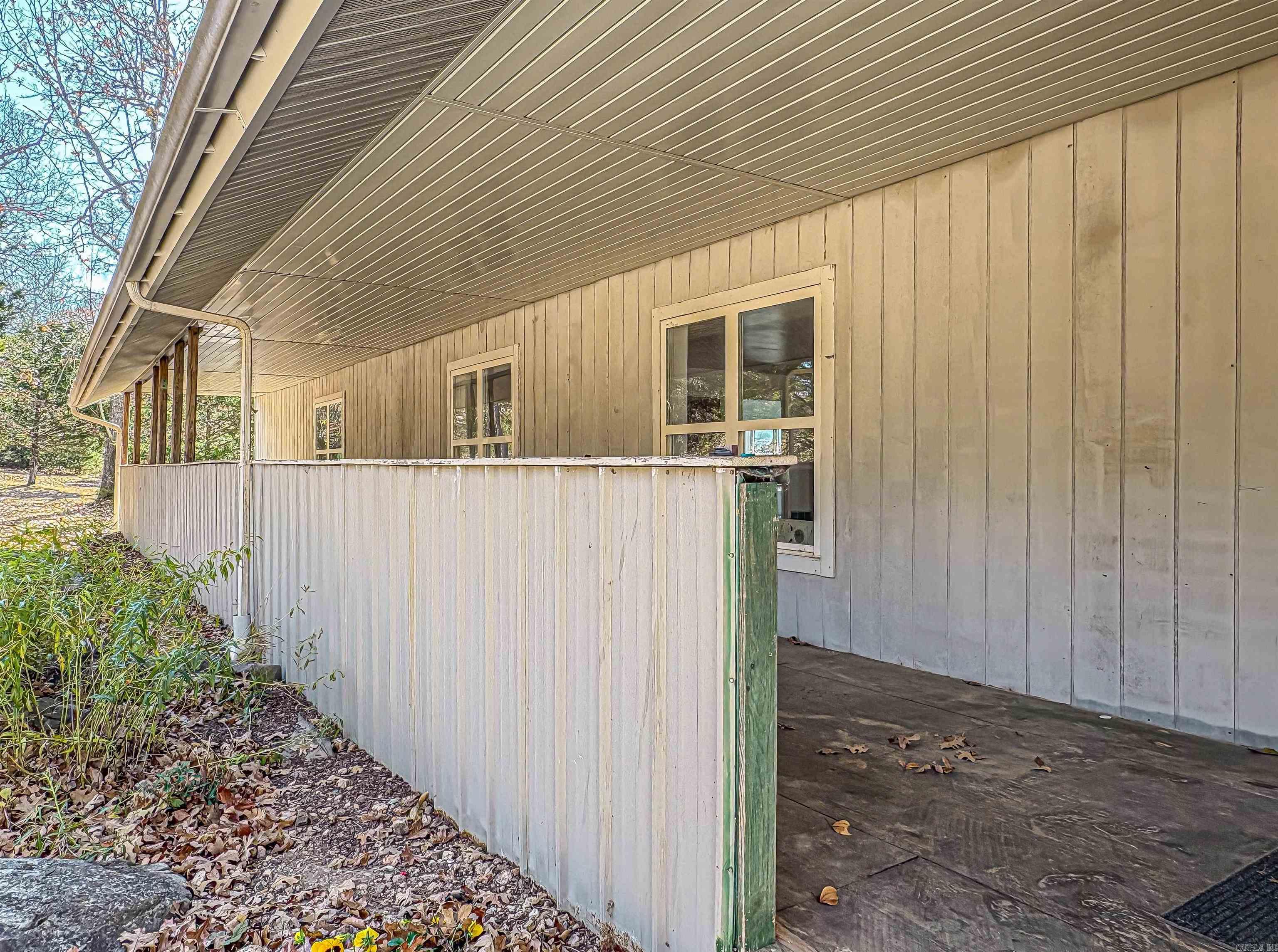 941 MC 5025 Valley Springs, AR 72682