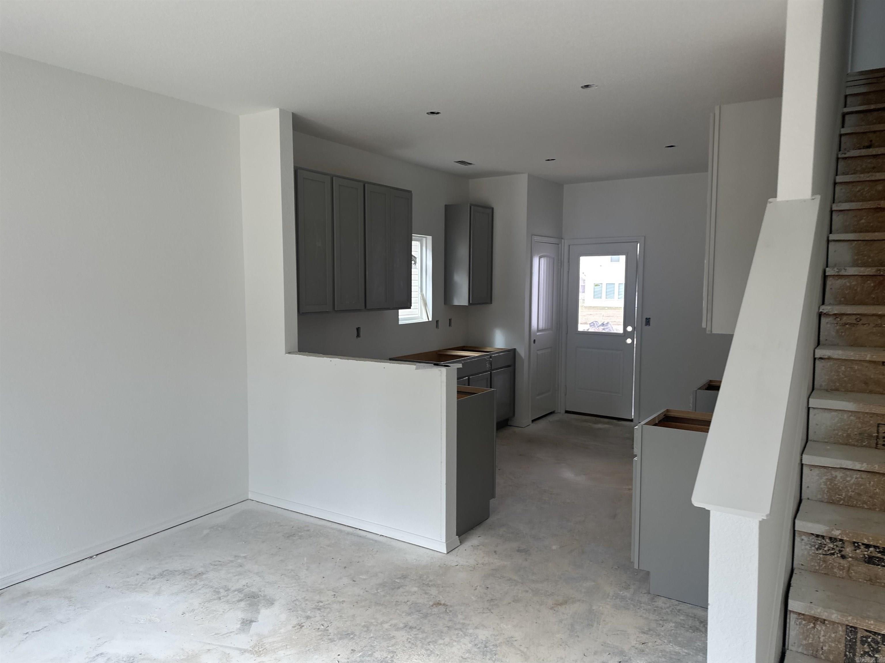 10421 Paul Eells Drive North Little Rock, AR 72113