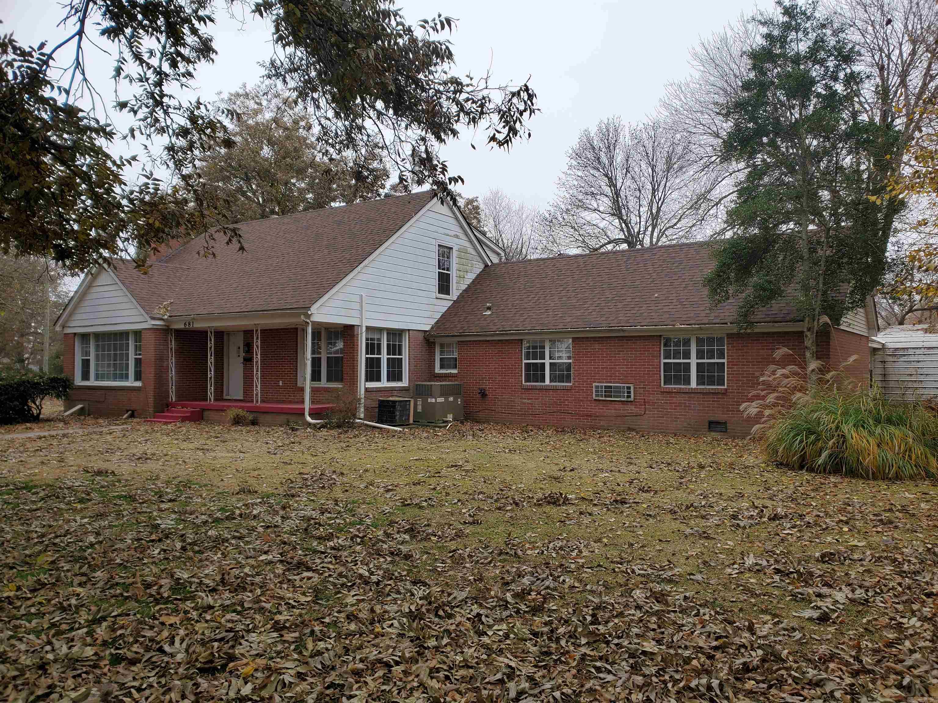 681 S Garfield  Piggott, AR