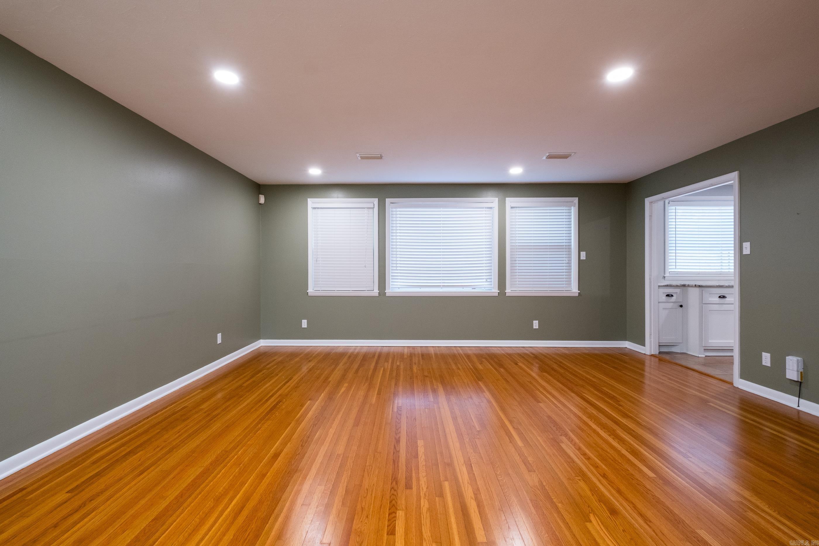 7104 Briarwood Drive Little Rock, AR 72205