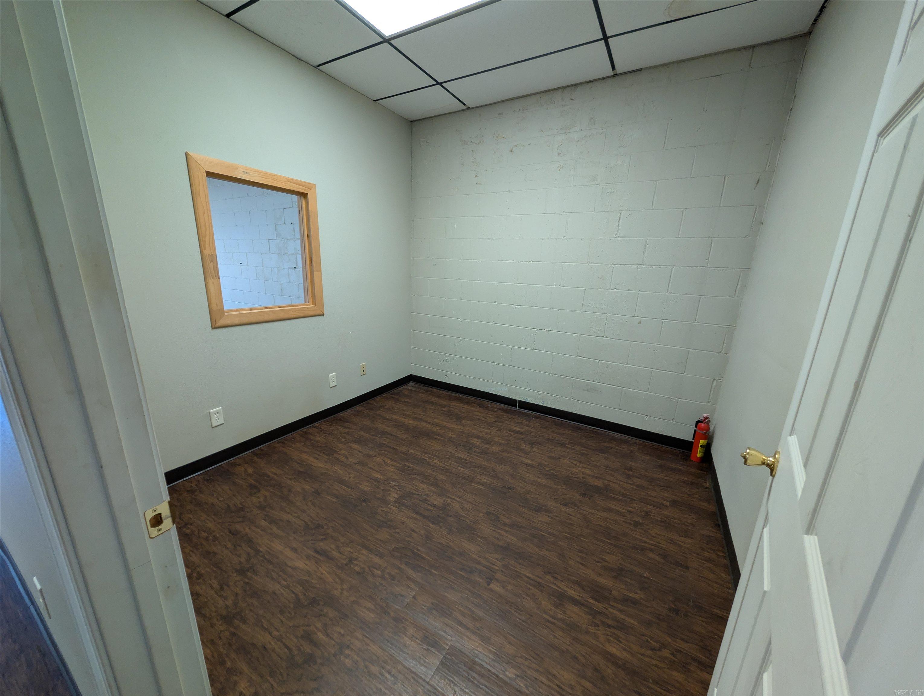 2935 E Race  Searcy, AR