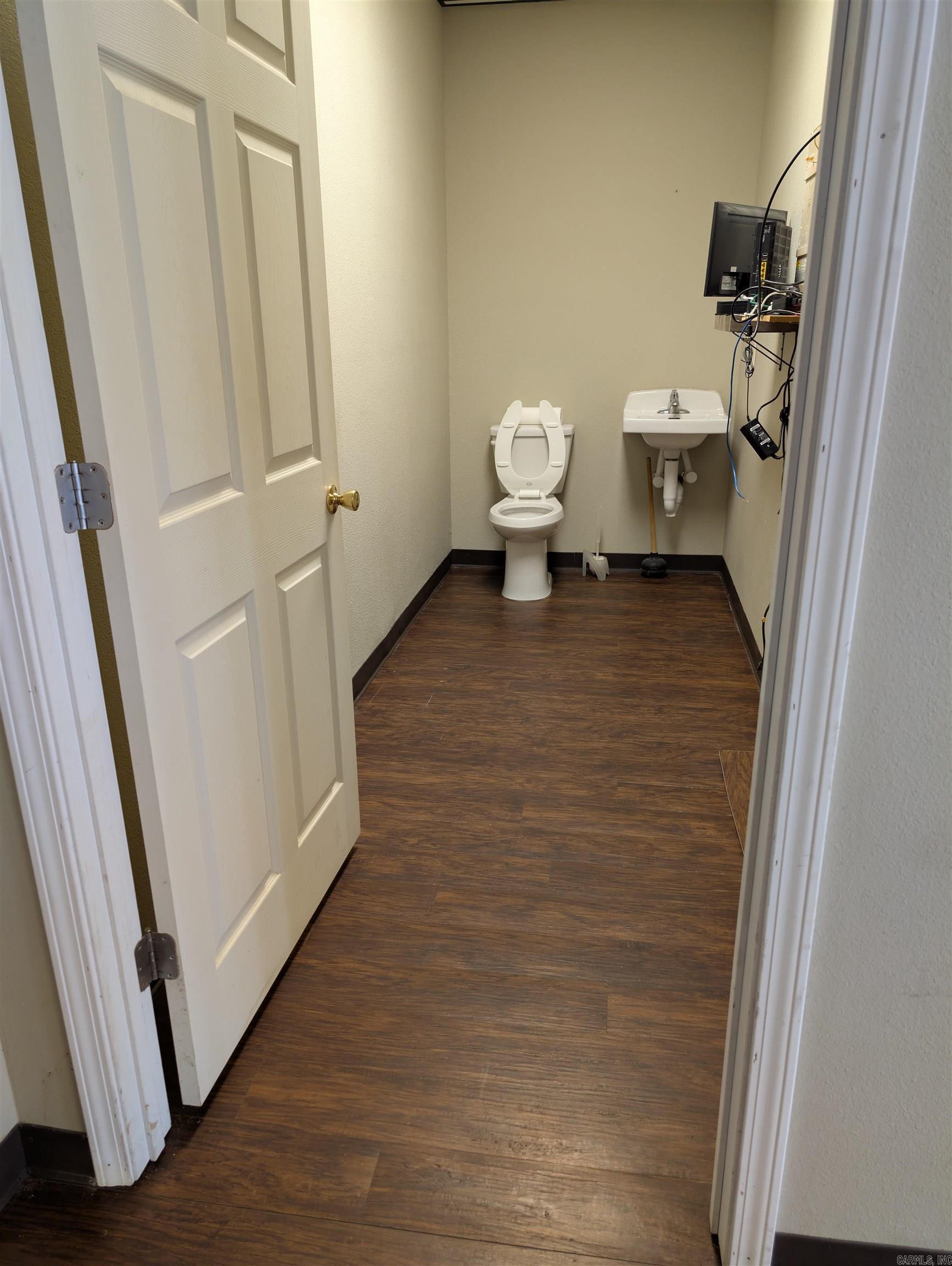 2935 E Race  Searcy, AR