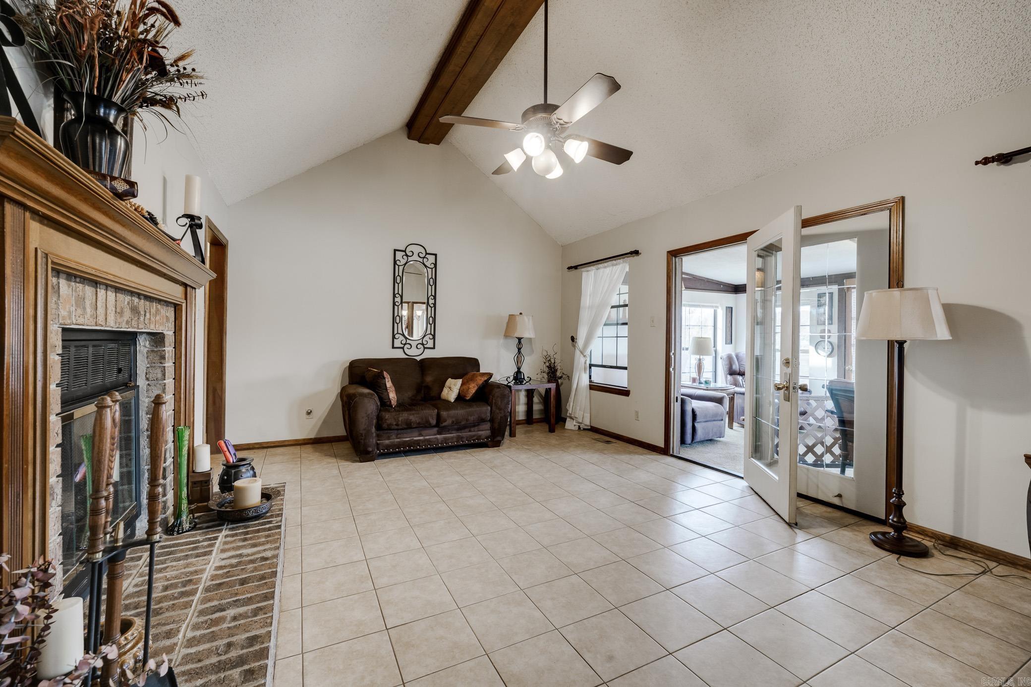 10 Red Wing  Jacksonville, AR