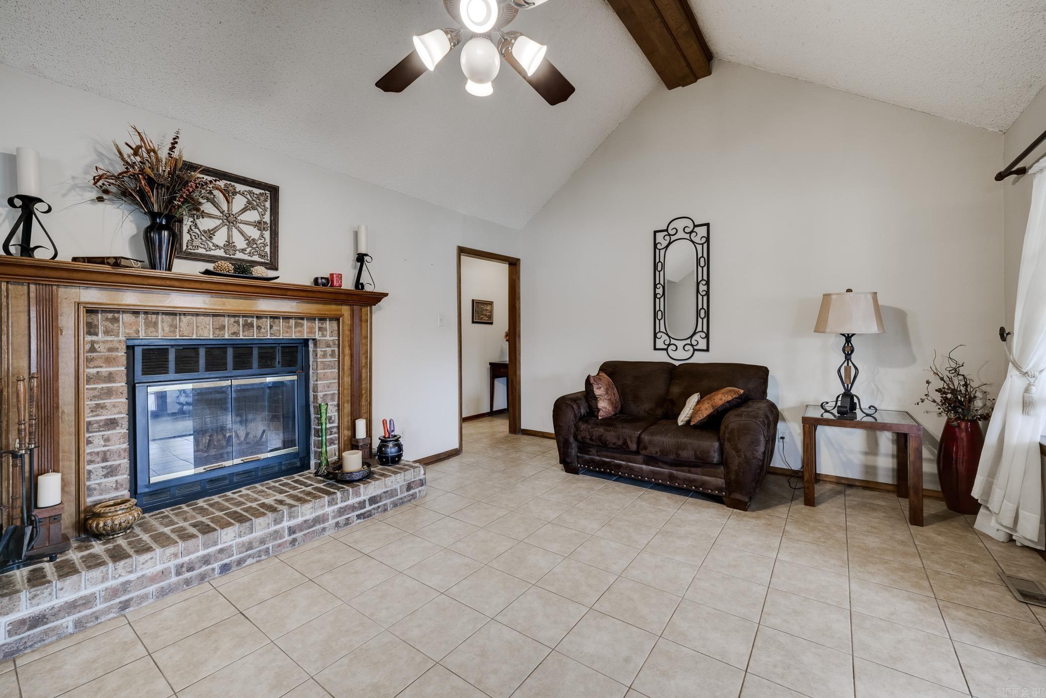 10 Red Wing  Jacksonville, AR