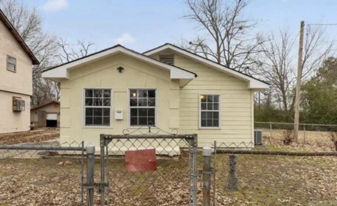 1406 vine street  North Little Rock, AR