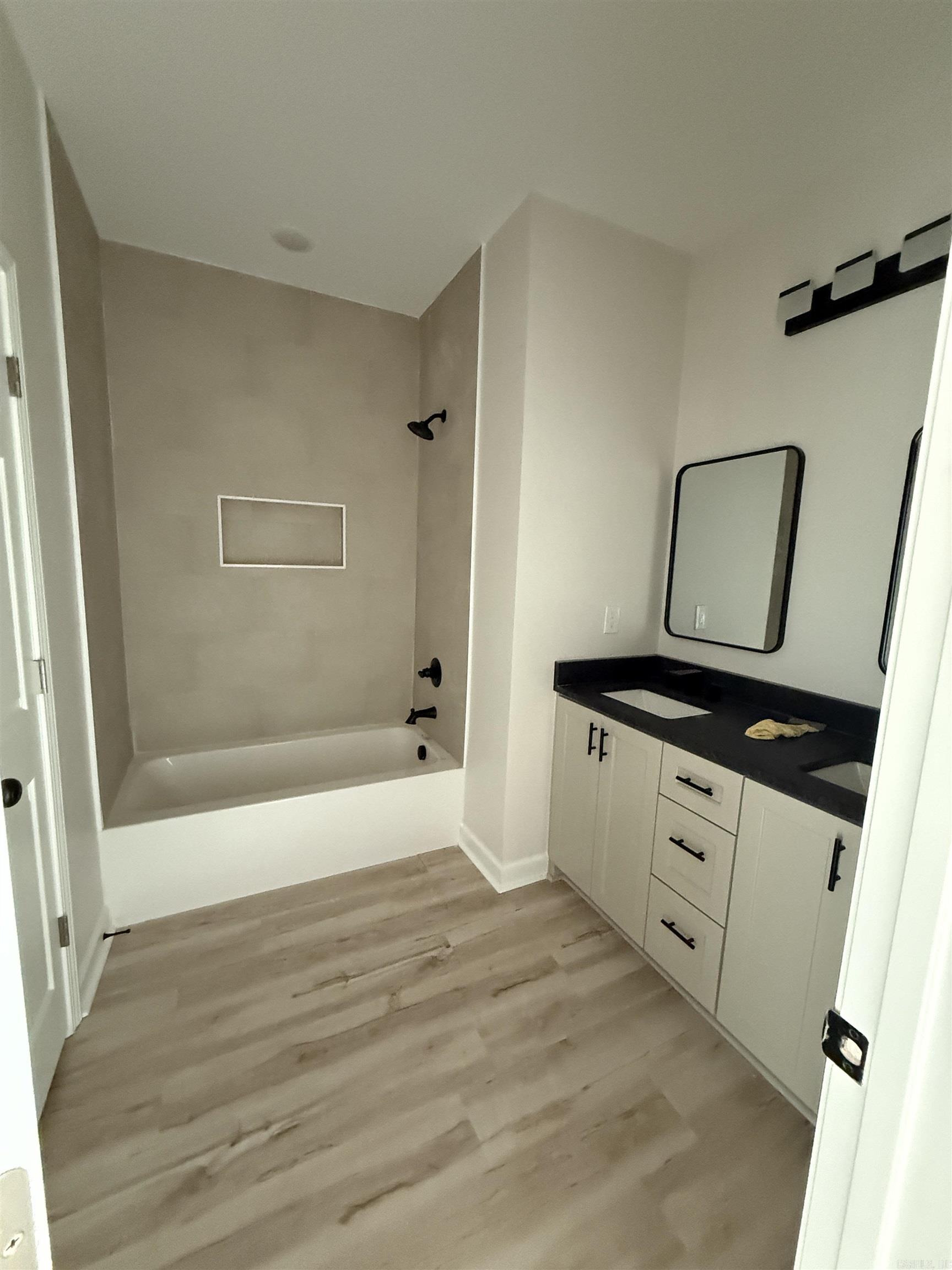 510 Madeleine  Austin, AR