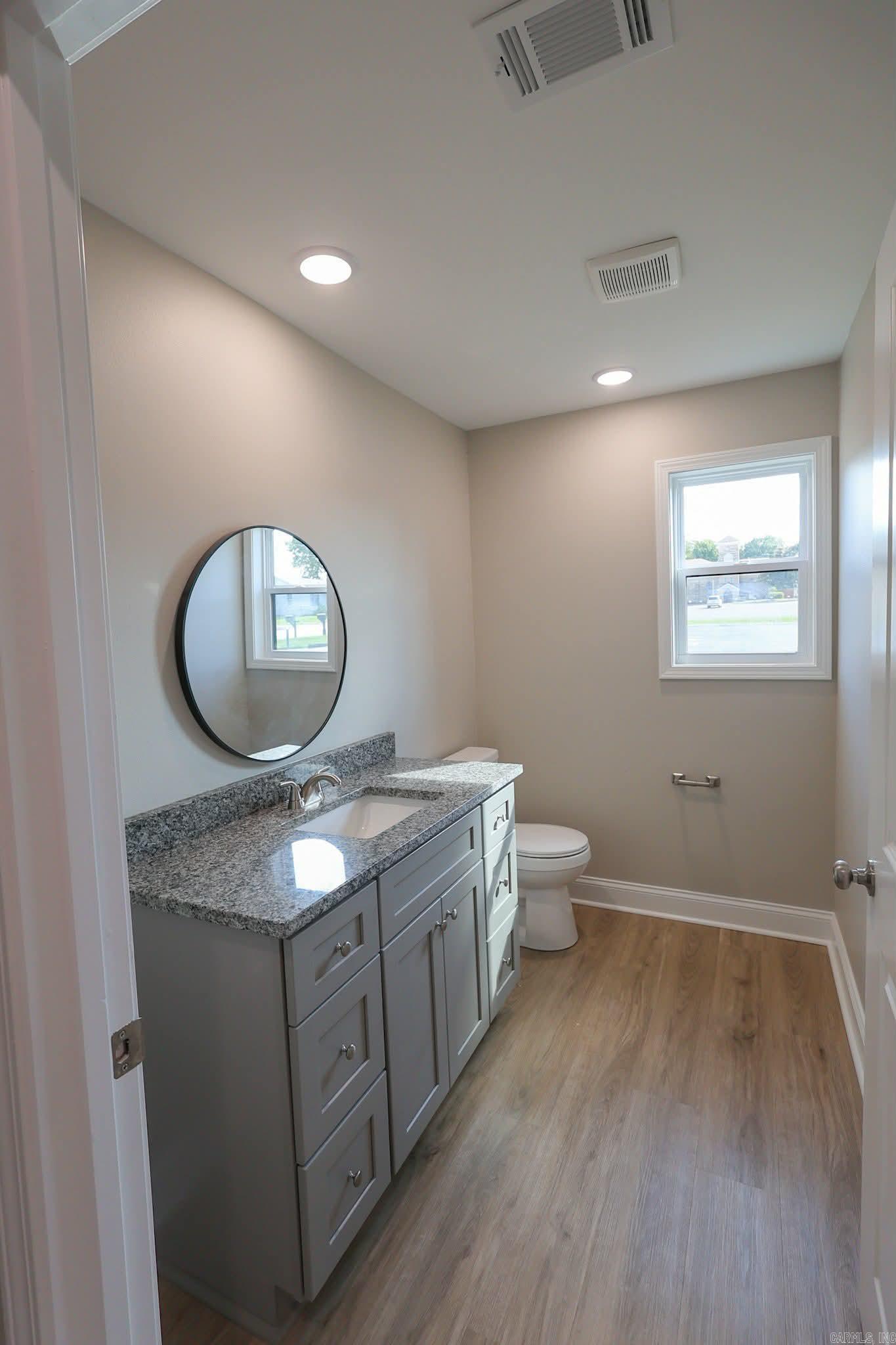 401 & 403 E Center  Jacksonville, AR