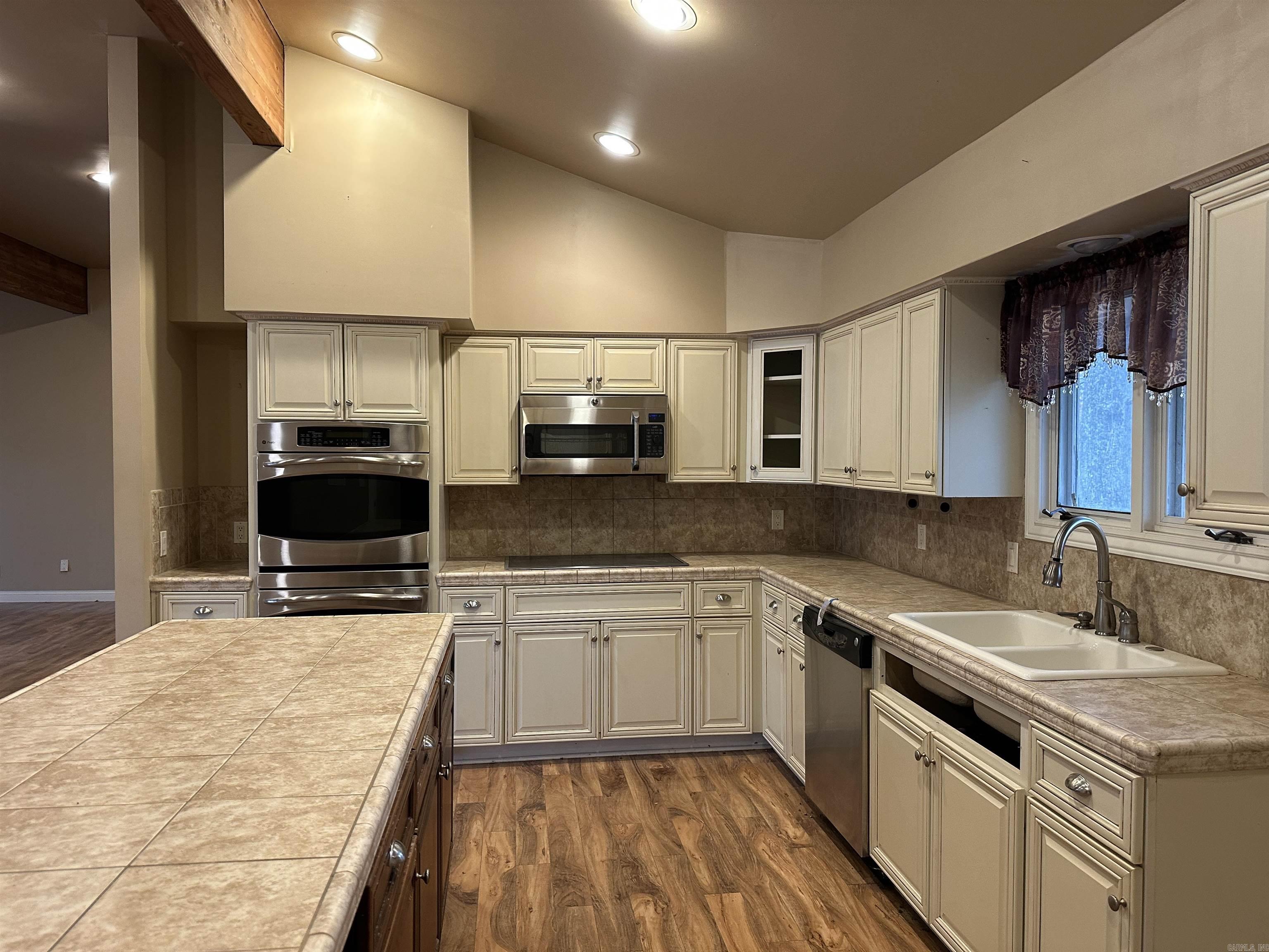 1761 Fairway Drive Mountain Home, AR 72653