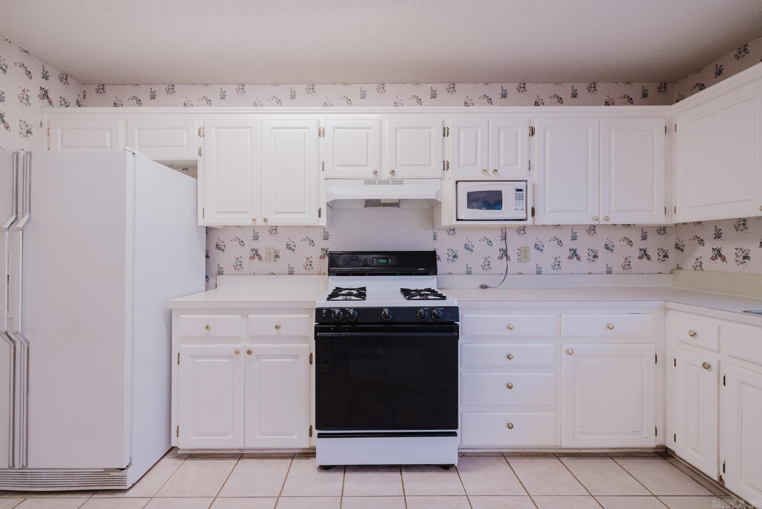 1906 Pine Circle Bryant, AR 72022-9999