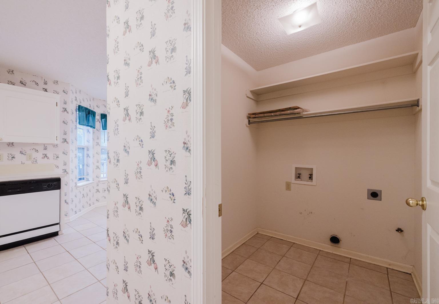 1906 Pine Circle Bryant, AR 72022-9999