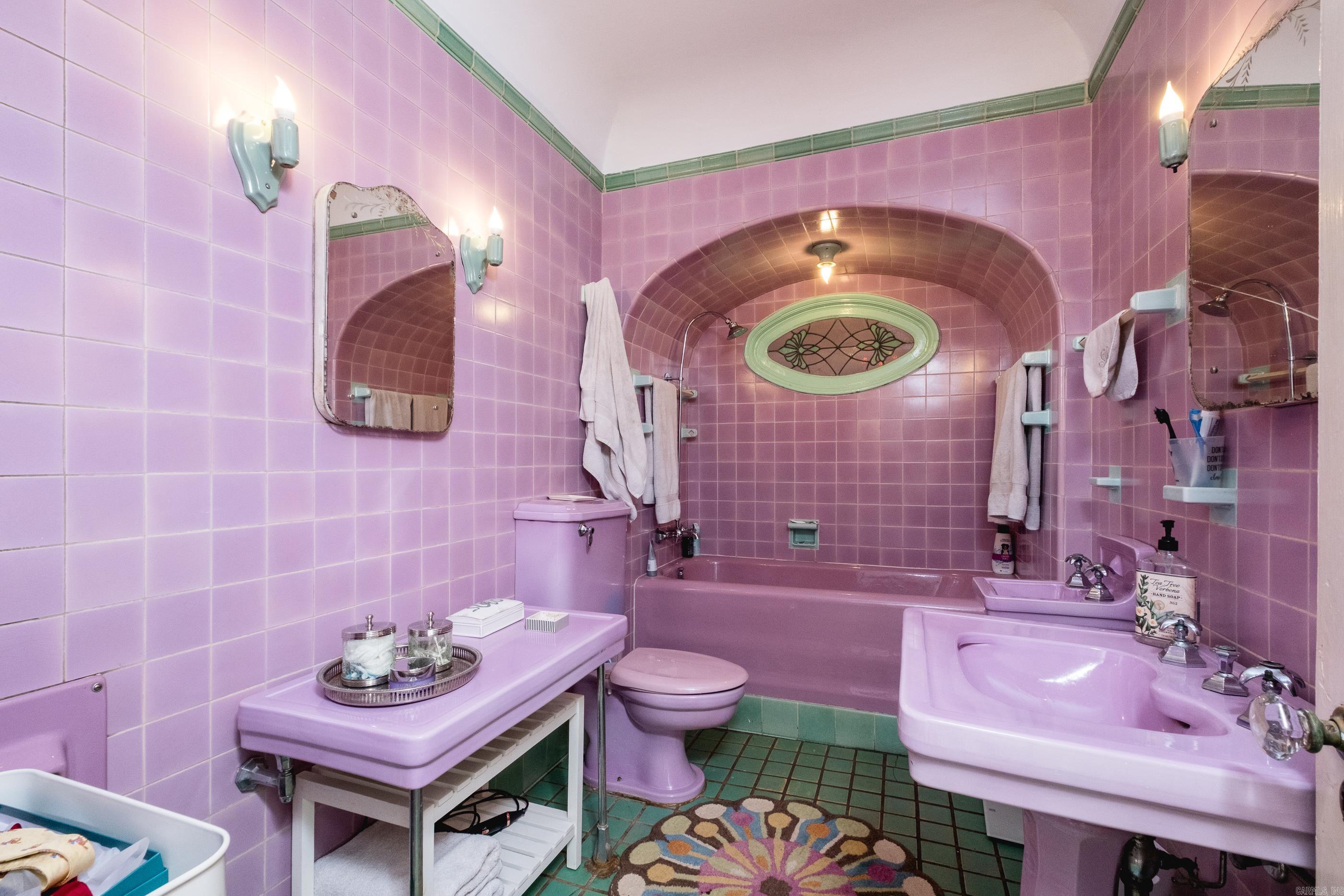 313 Colonial Court Little Rock, AR 72205