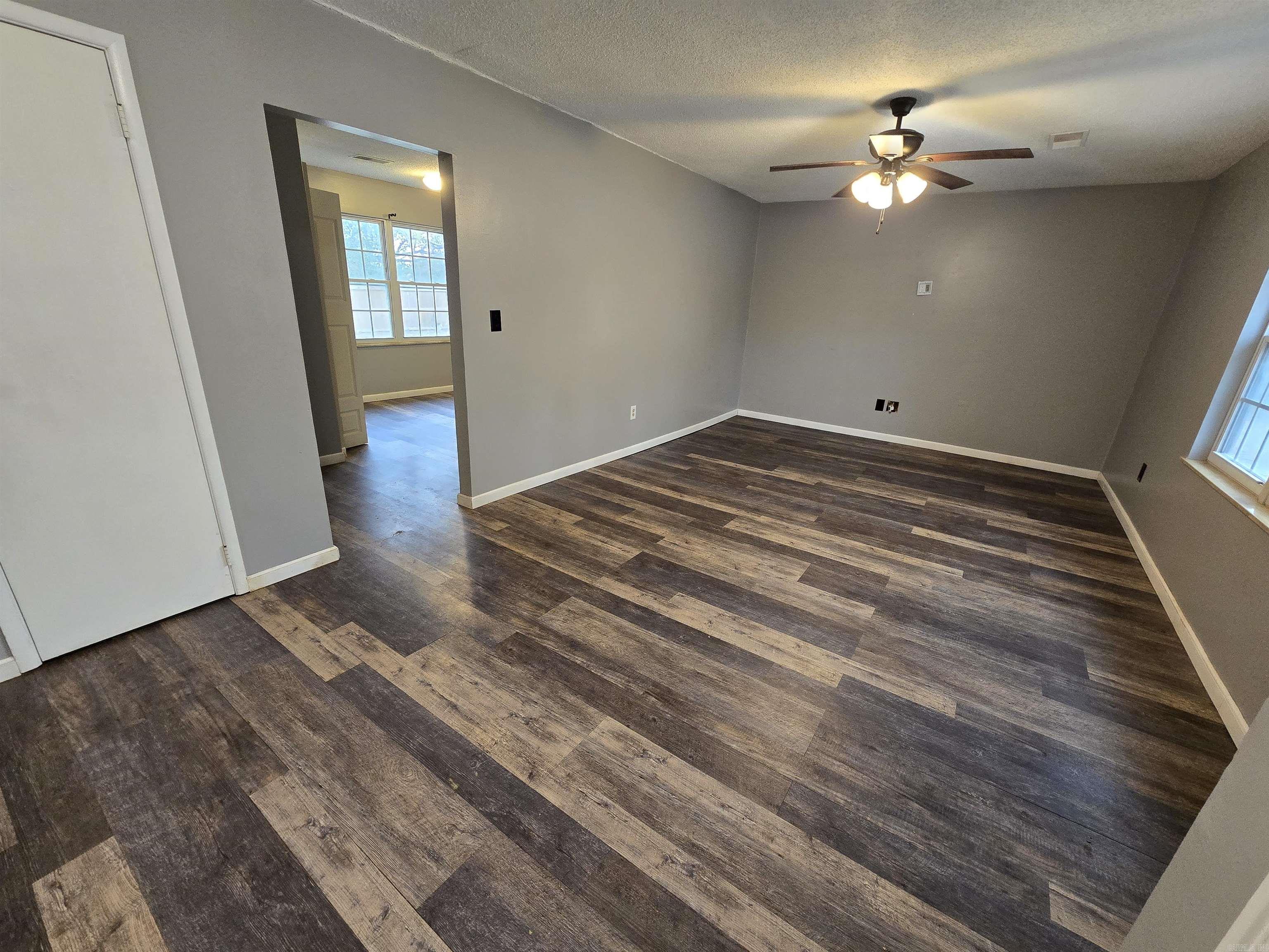 409 Bomber BLVD  Mountain Home, AR