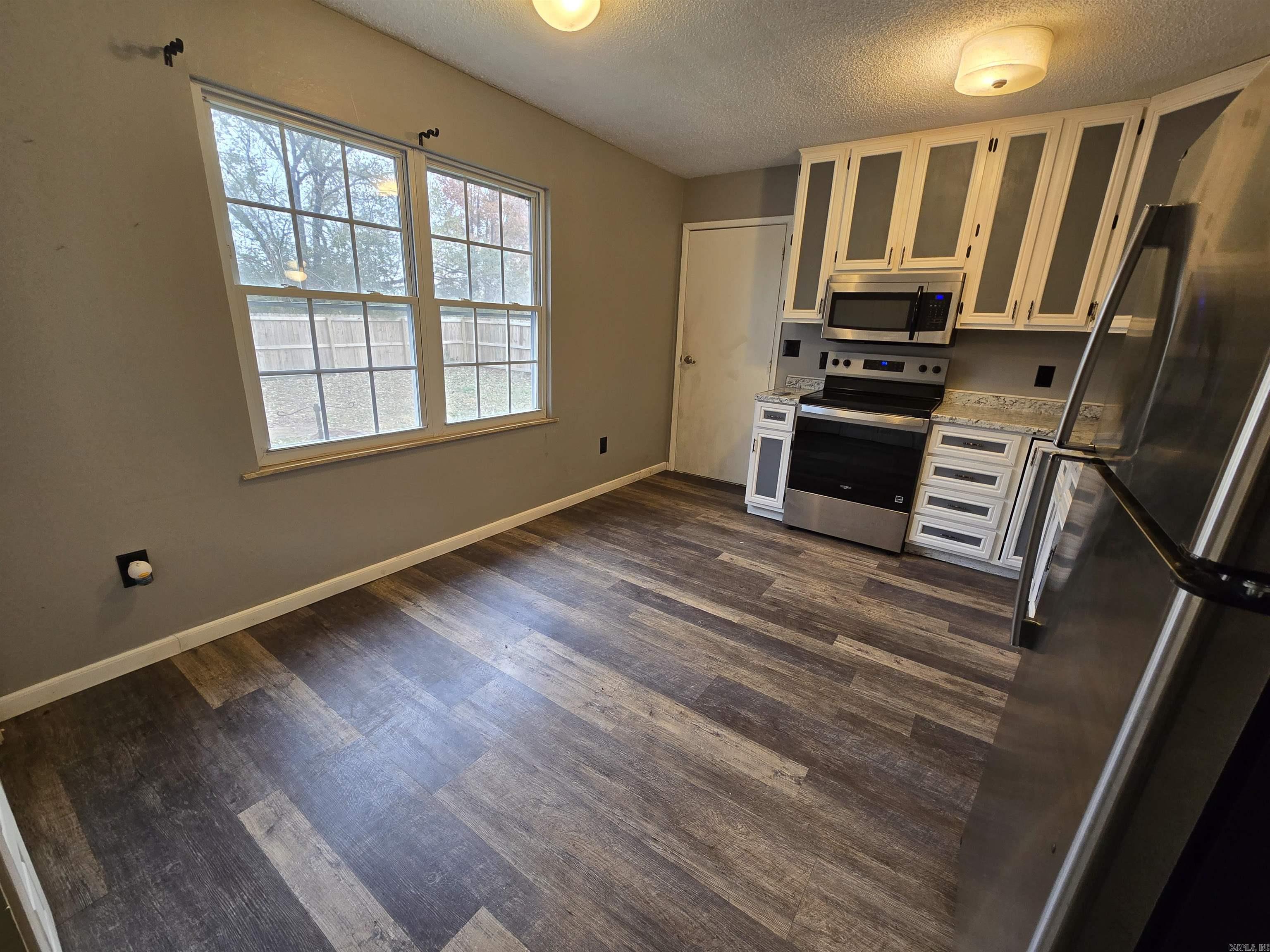 409 Bomber BLVD  Mountain Home, AR