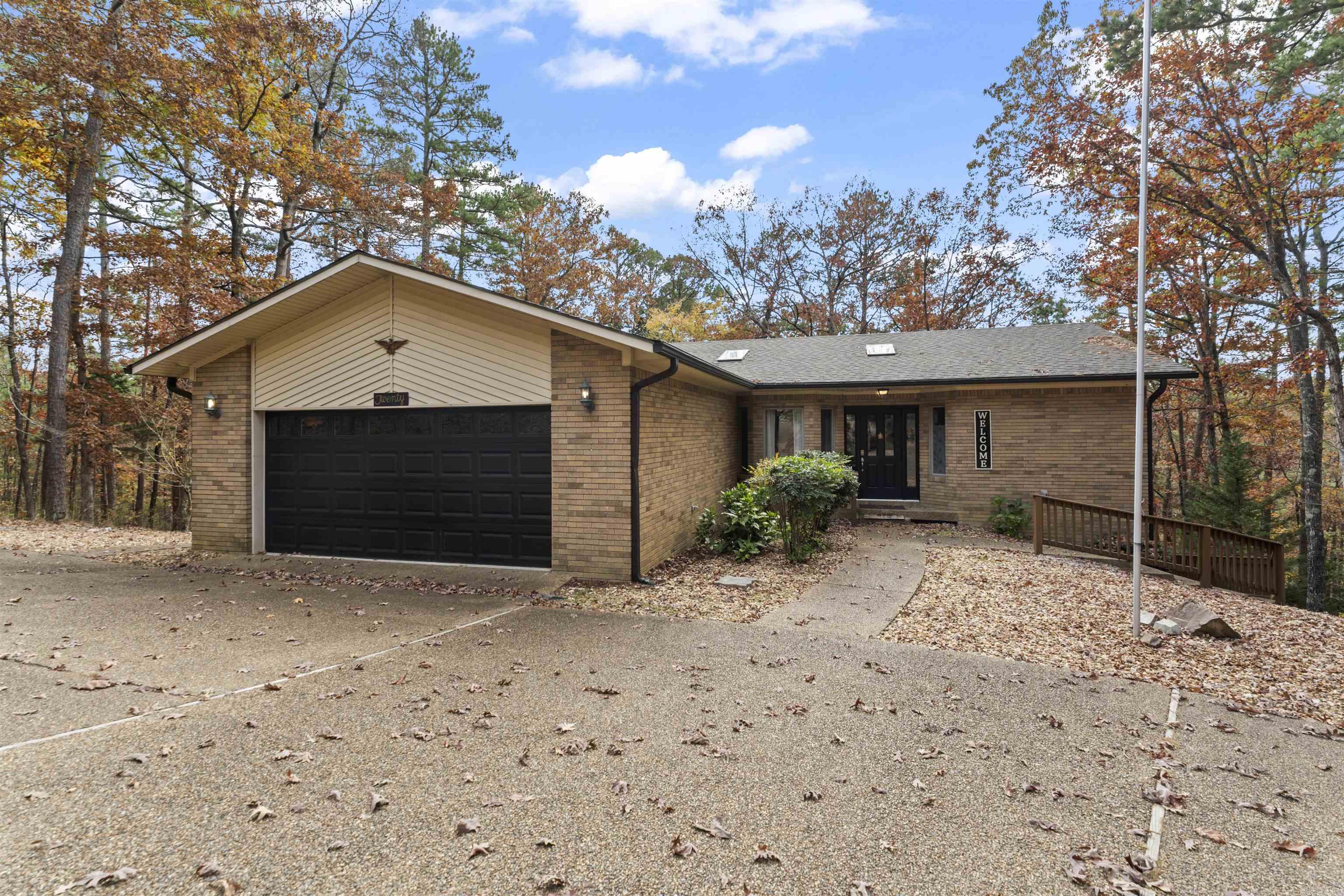 20 Gerona  Hot Springs Village, AR