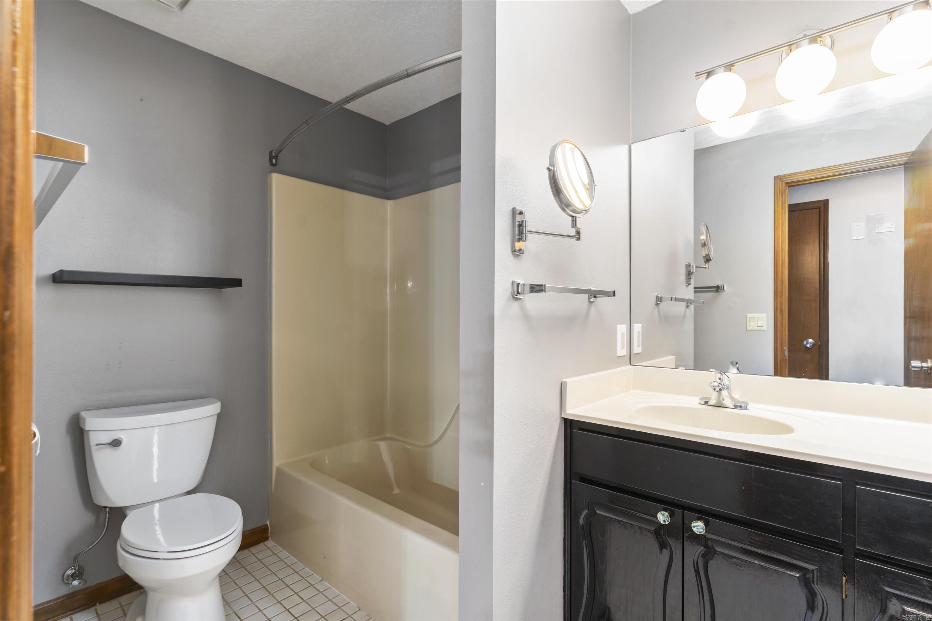 20 Gerona  Hot Springs Village, AR