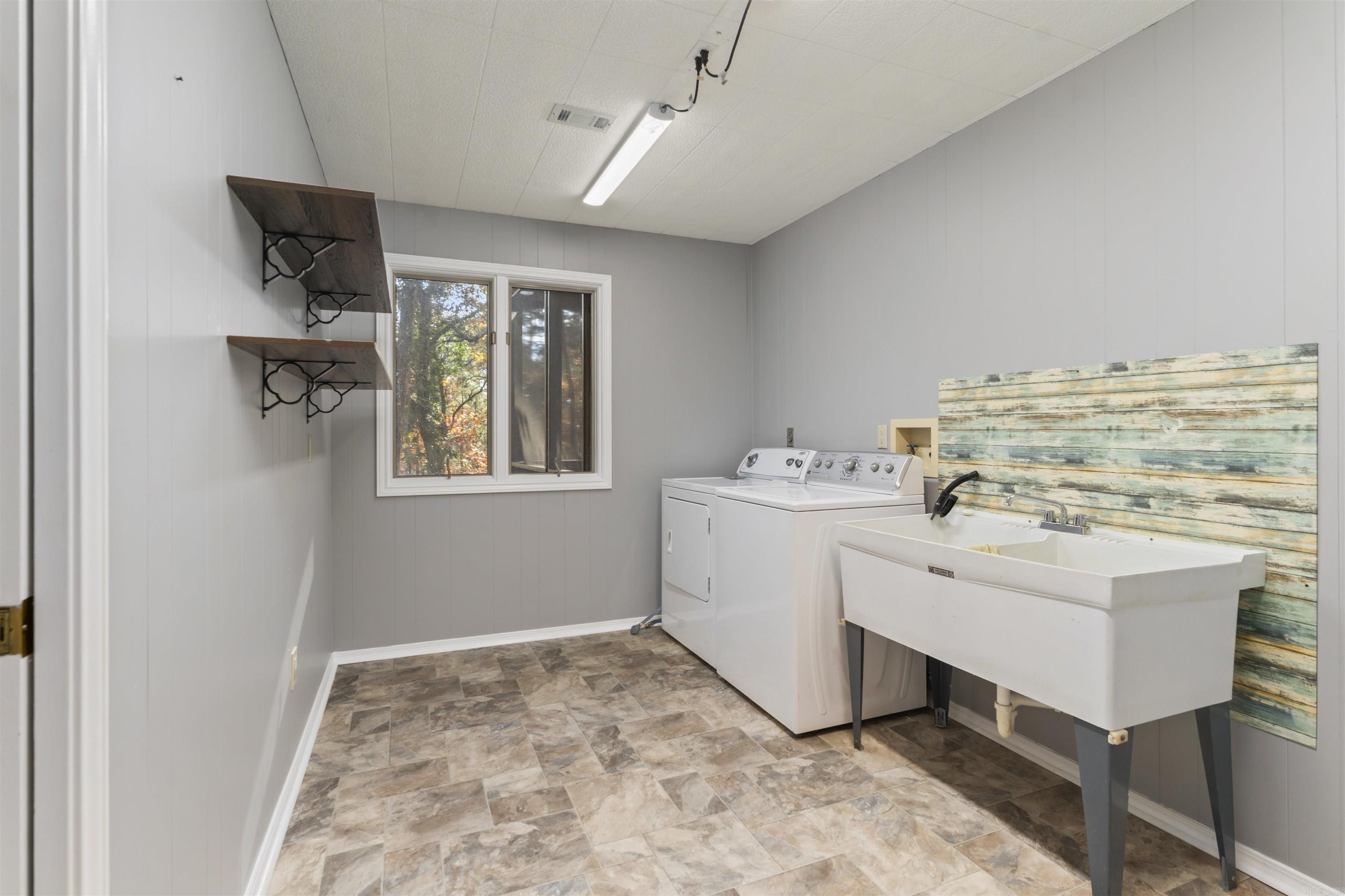 20 Gerona  Hot Springs Village, AR