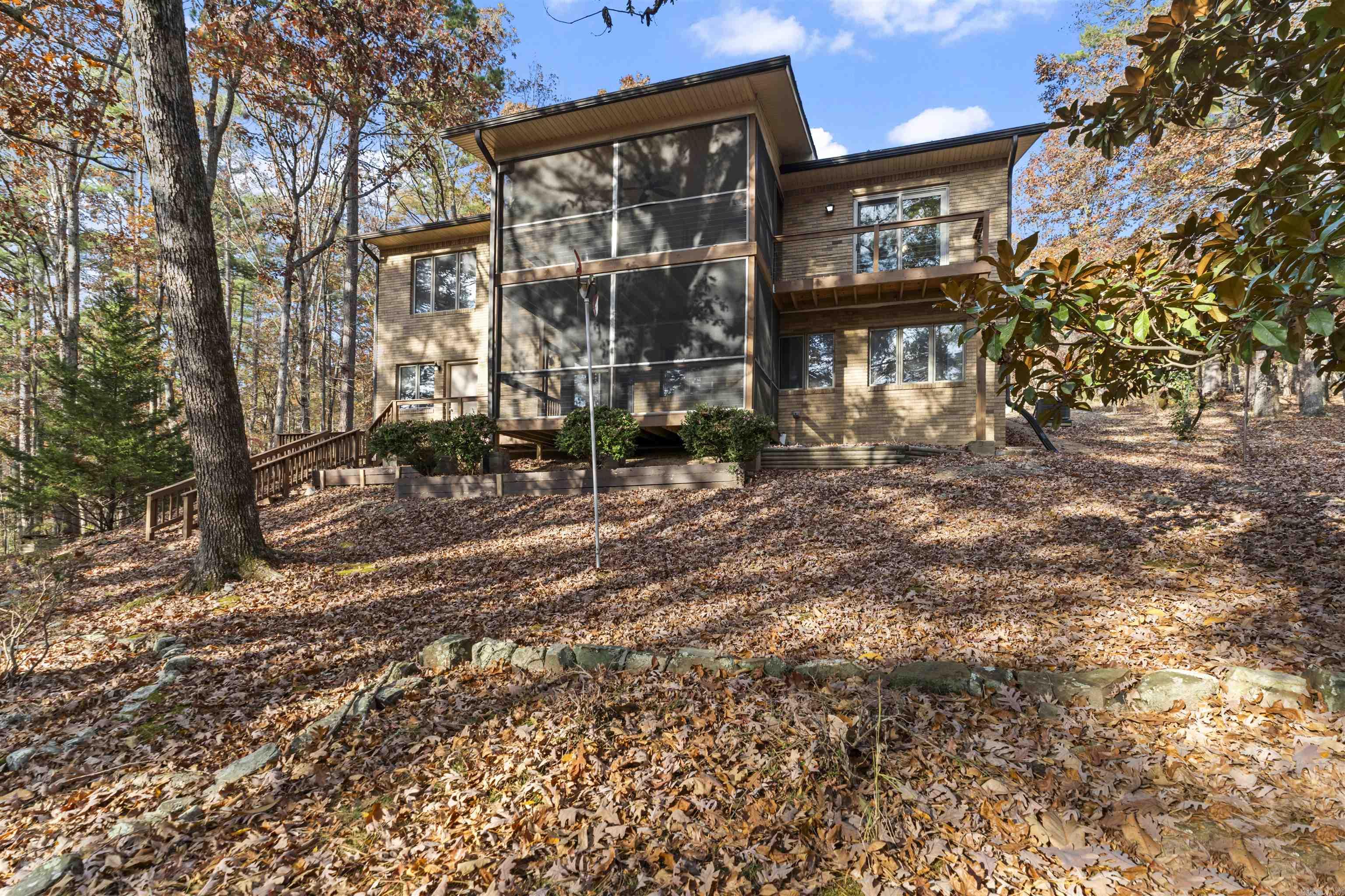 20 Gerona  Hot Springs Village, AR