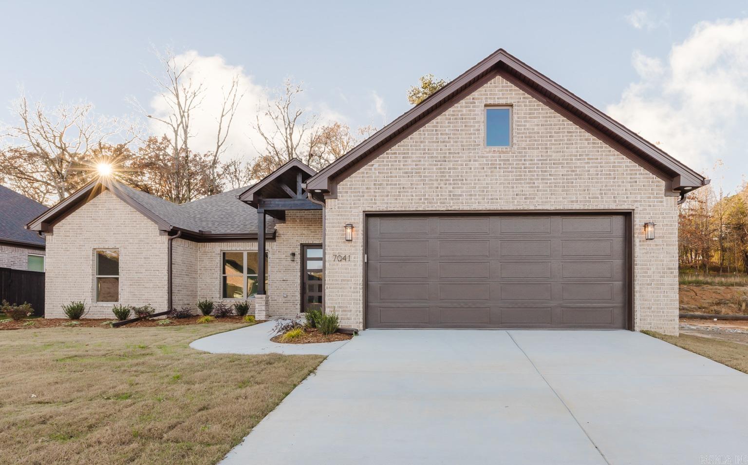 7041 Cold Creek Drive Alexander, AR 72002