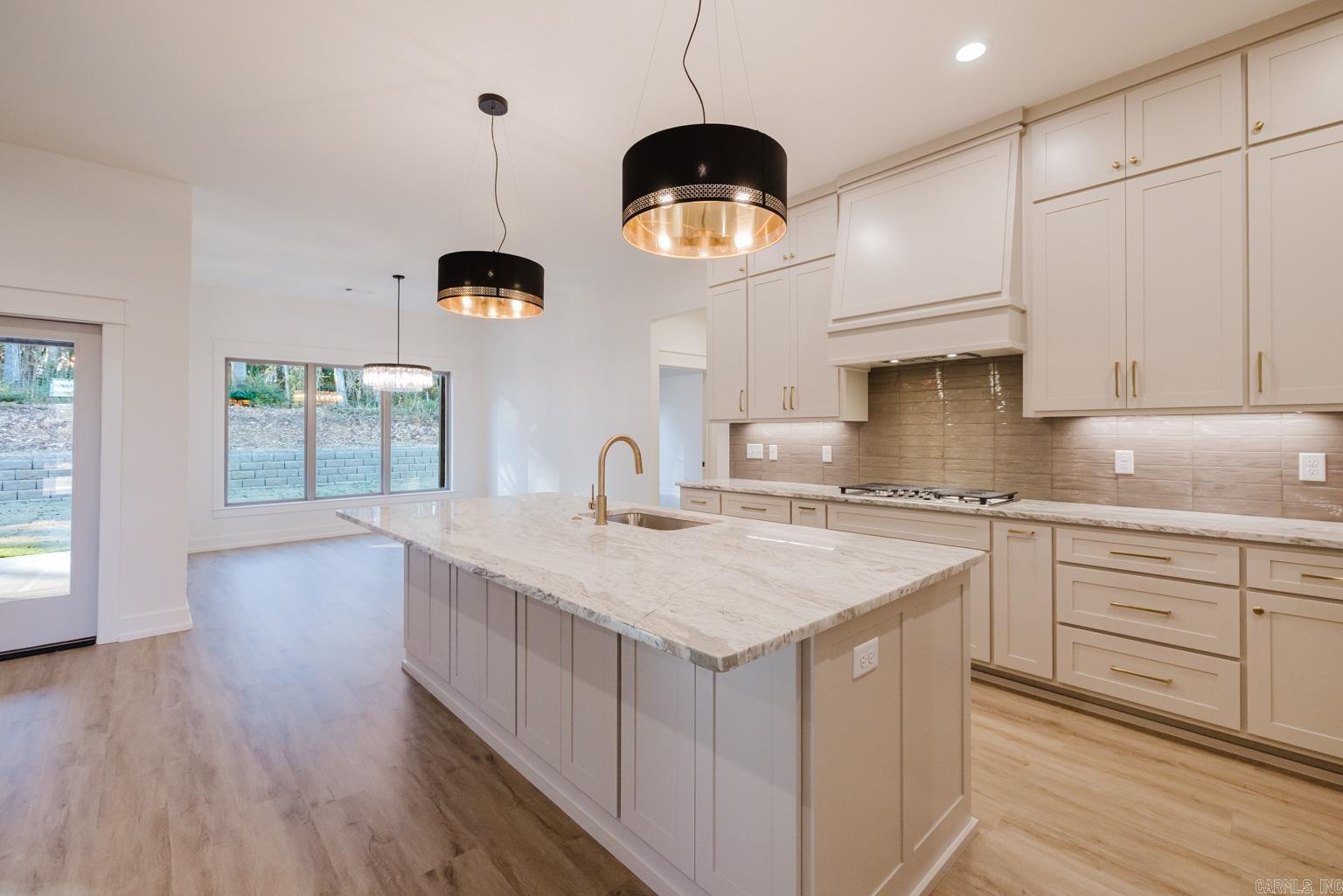 7041 Cold Creek Drive Alexander, AR 72002