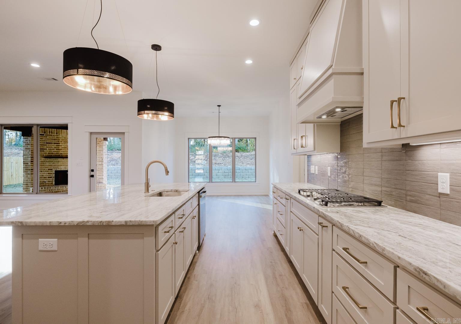 7041 Cold Creek Drive Alexander, AR 72002